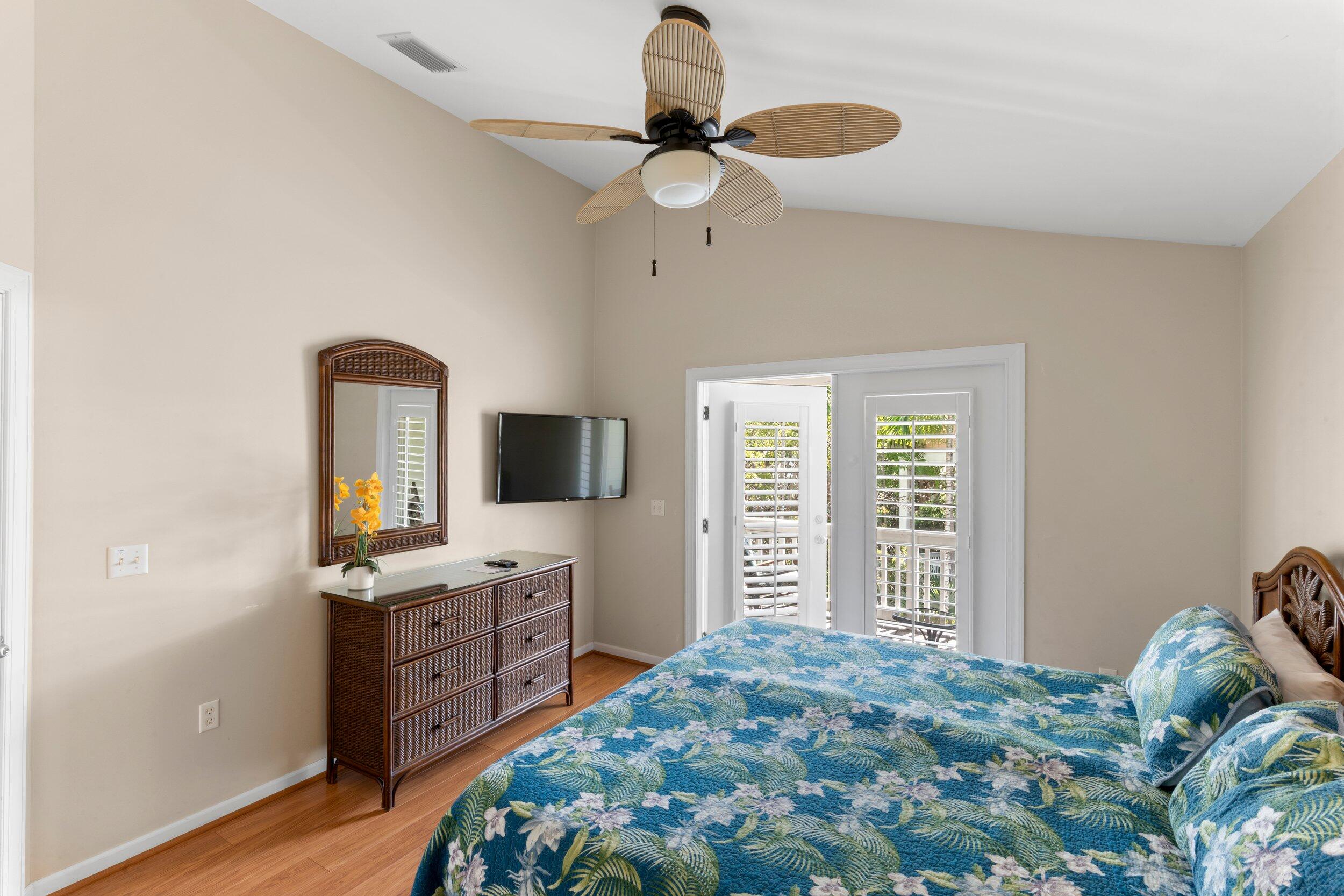 26 Coral Way