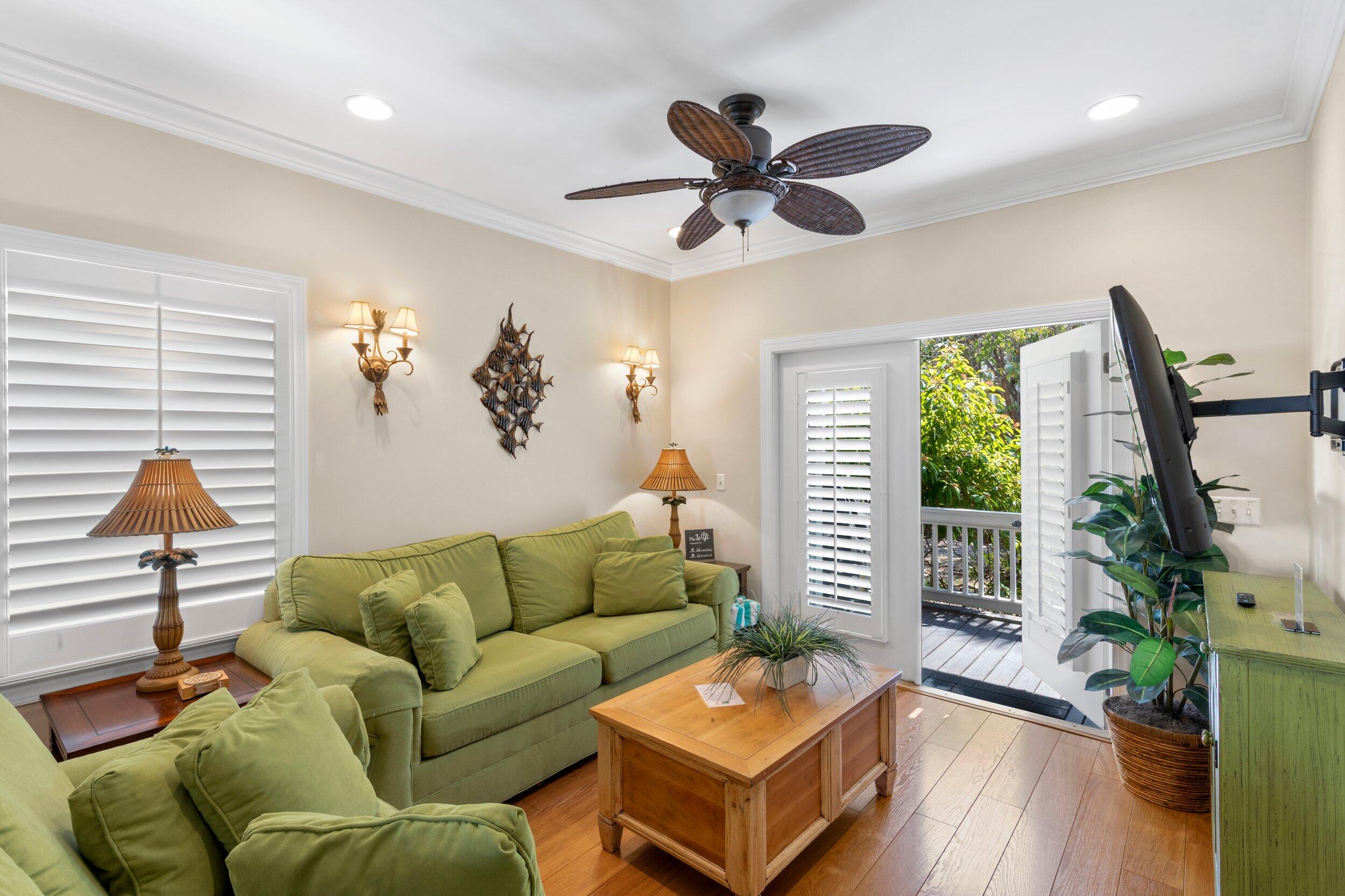 26 Coral Way