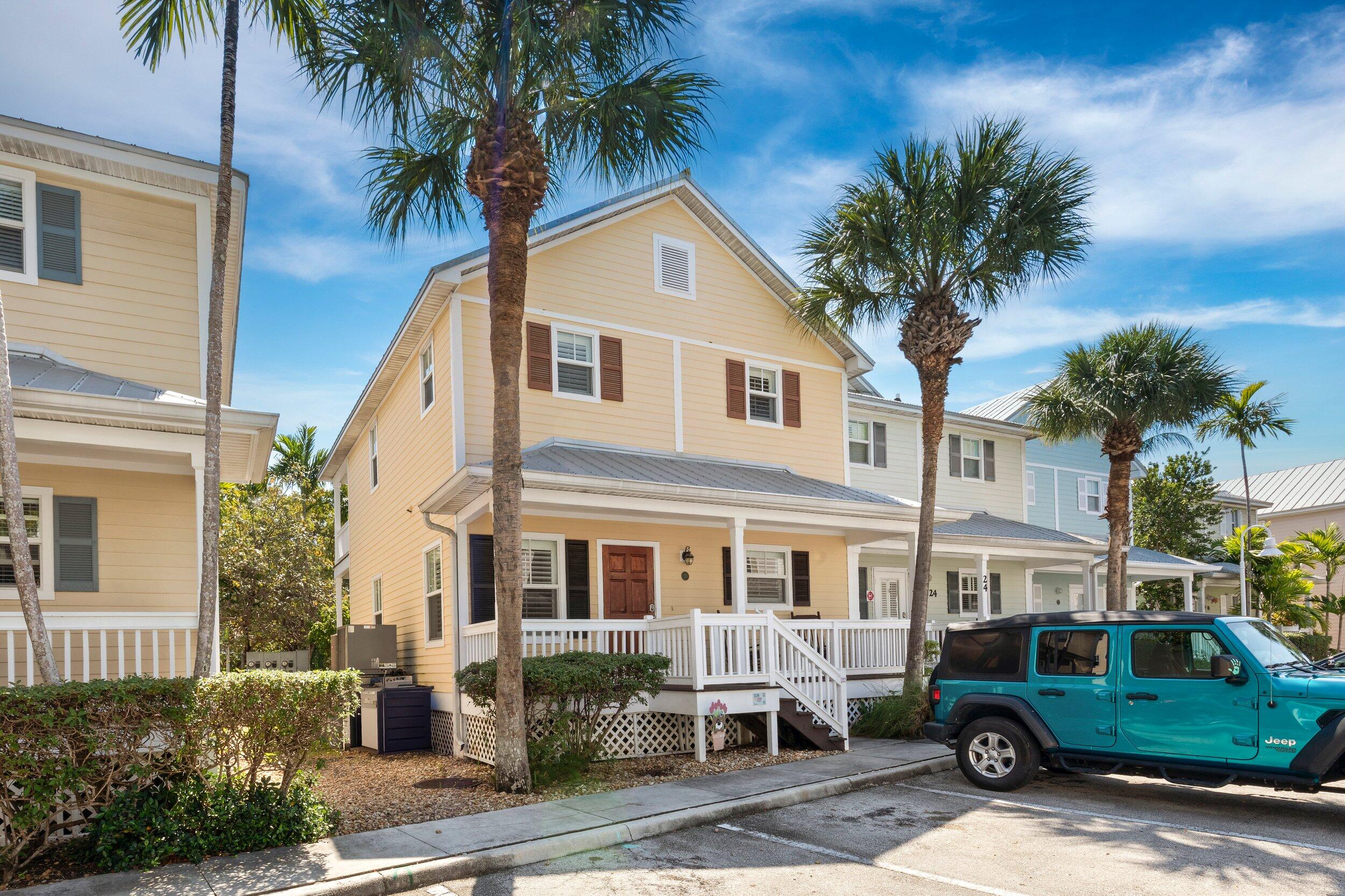 26 Coral Way