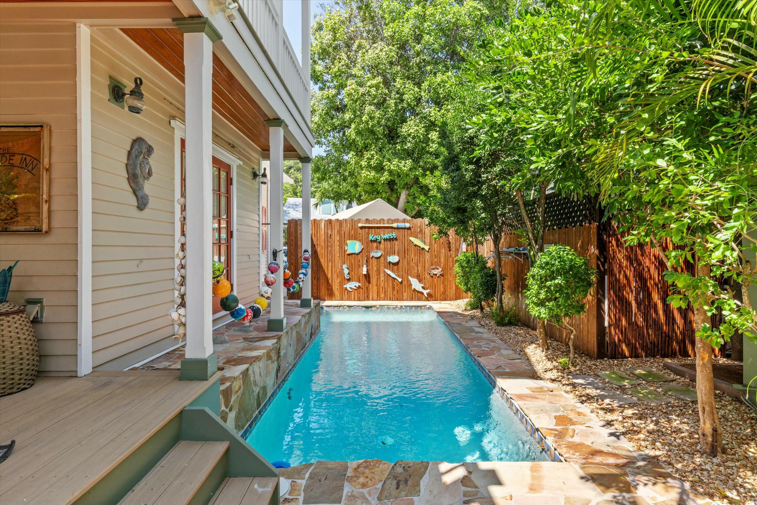 1332 Duncan Street