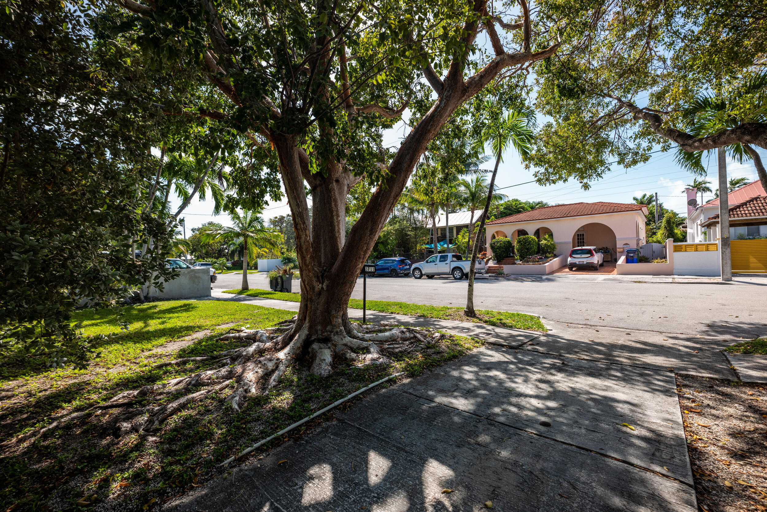 3711 Eagle Avenue