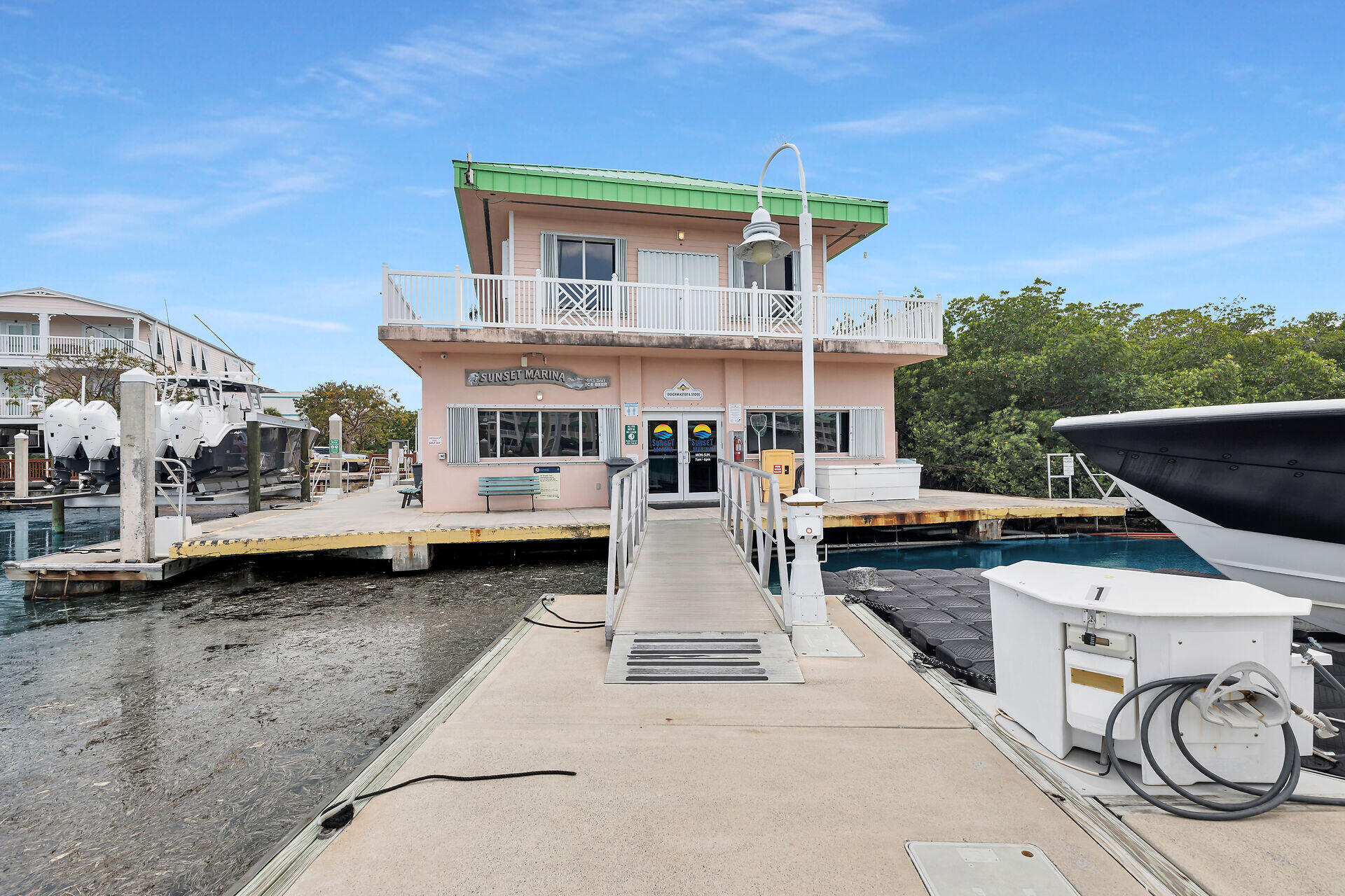 5555 College Road Unit: 6 (starfish)