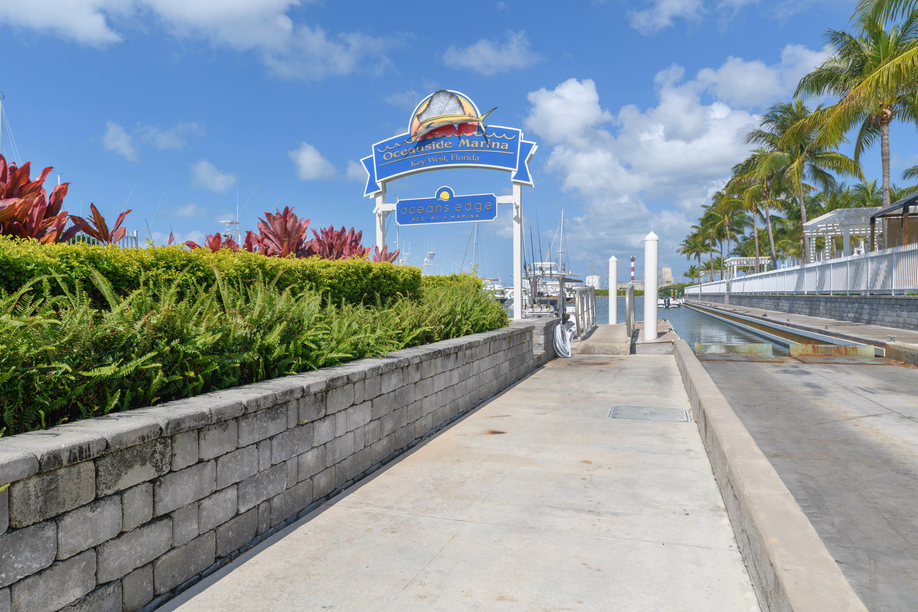 5950 Peninsular Avenue Unit: 685