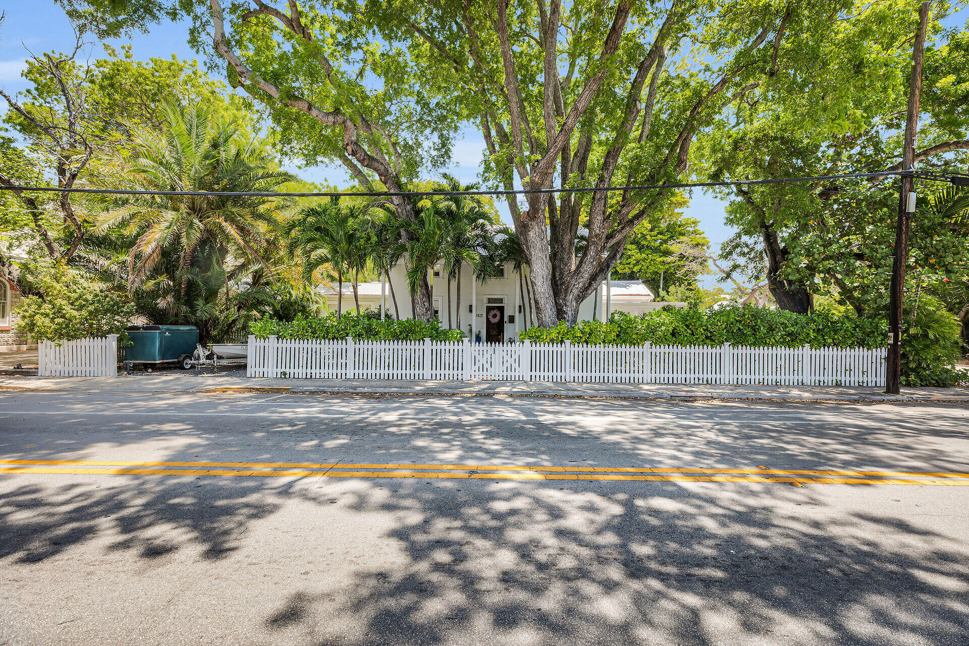 1421 White Street