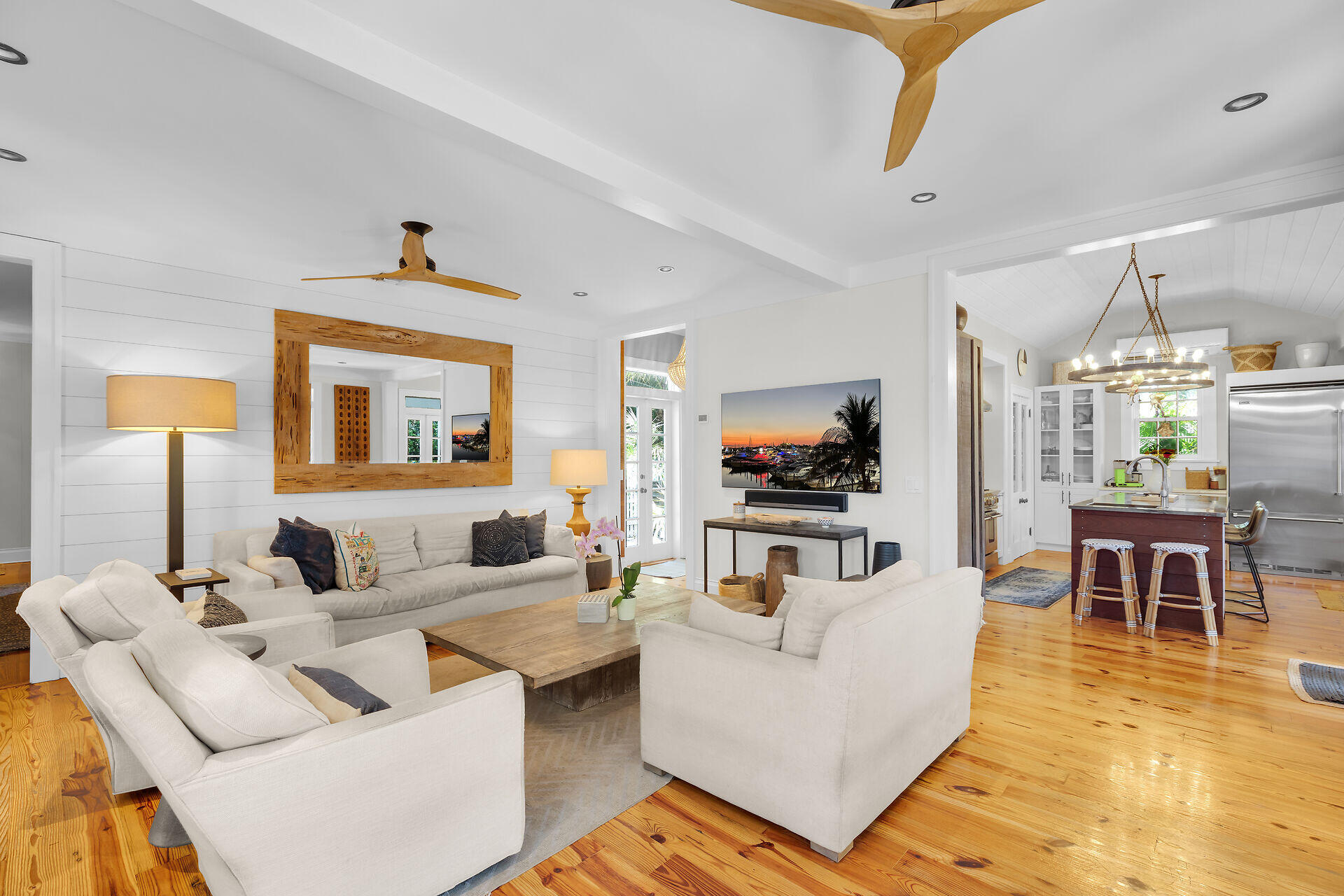 1421 White Street