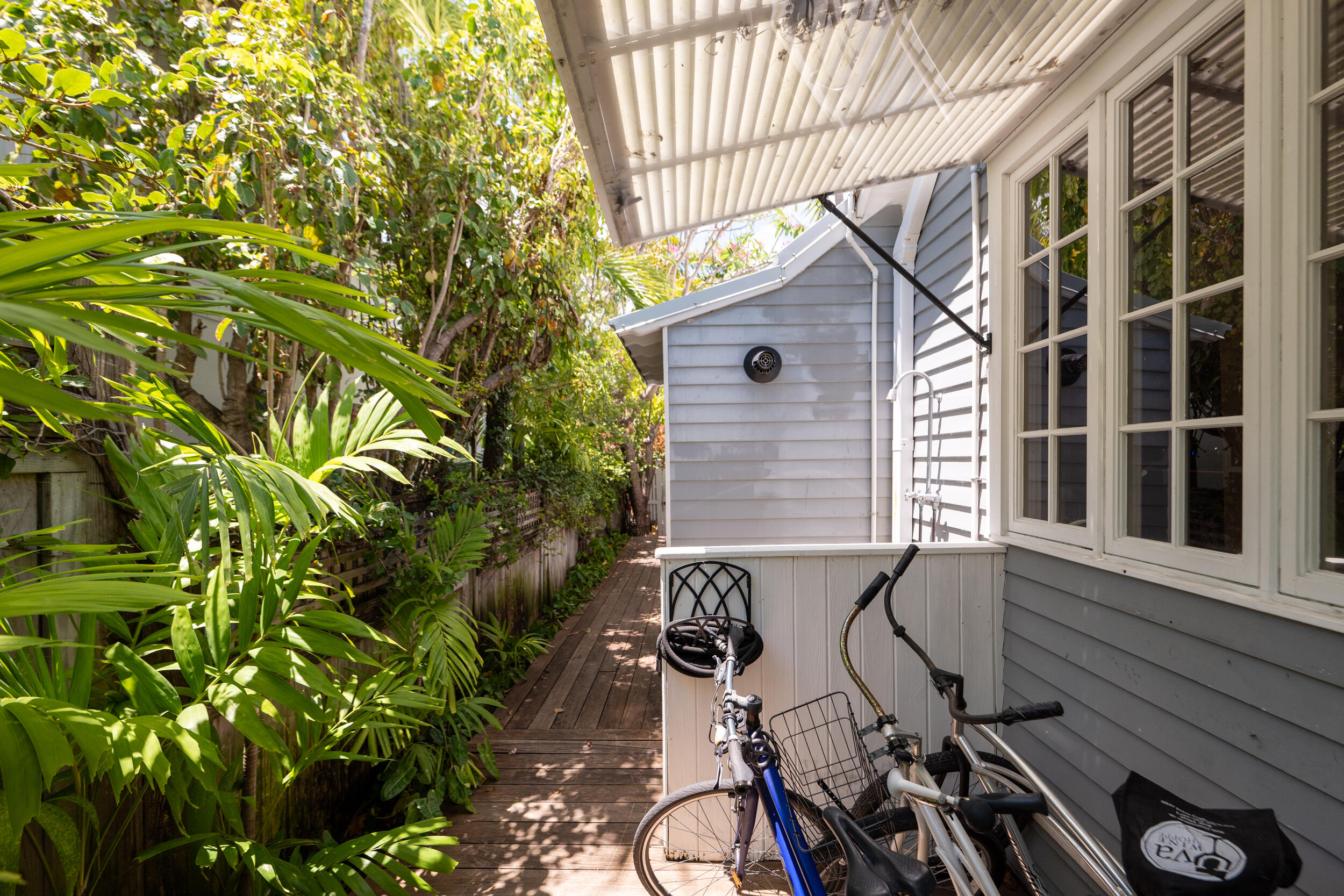 1414 Angela Street