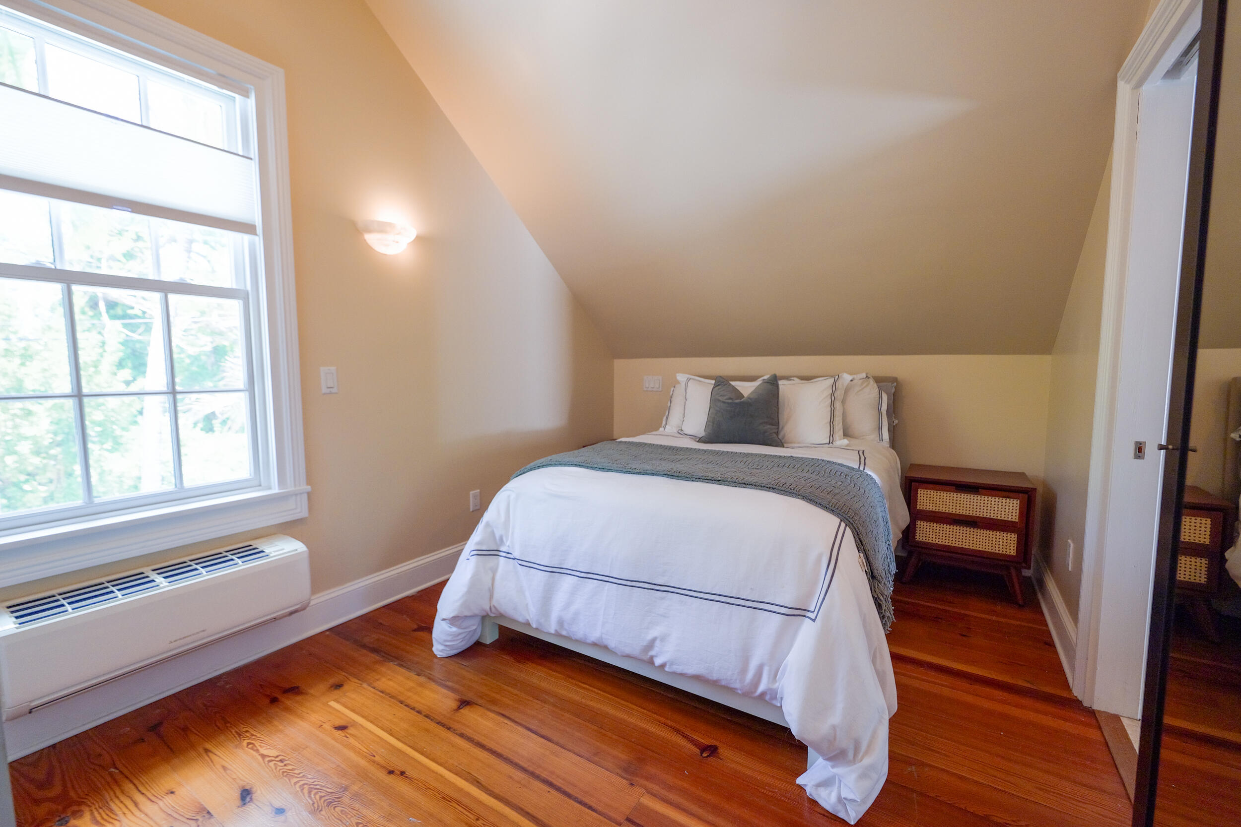 1414 Angela Street