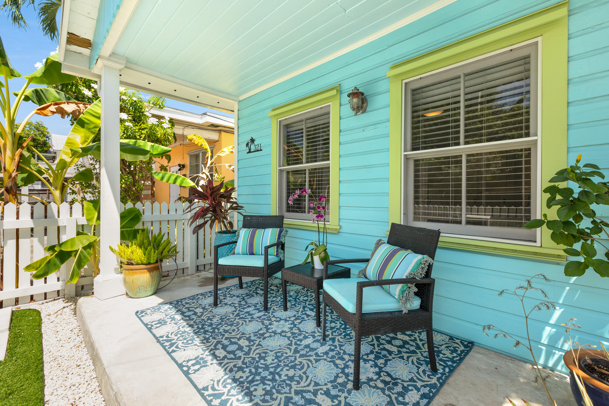 321 Julia Street