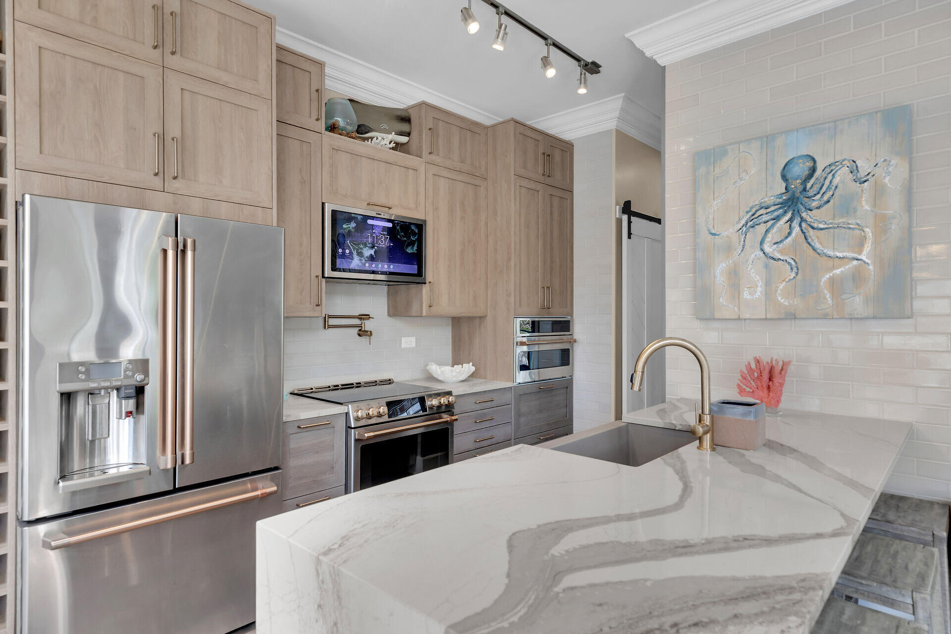 1001 United Street Unit: B