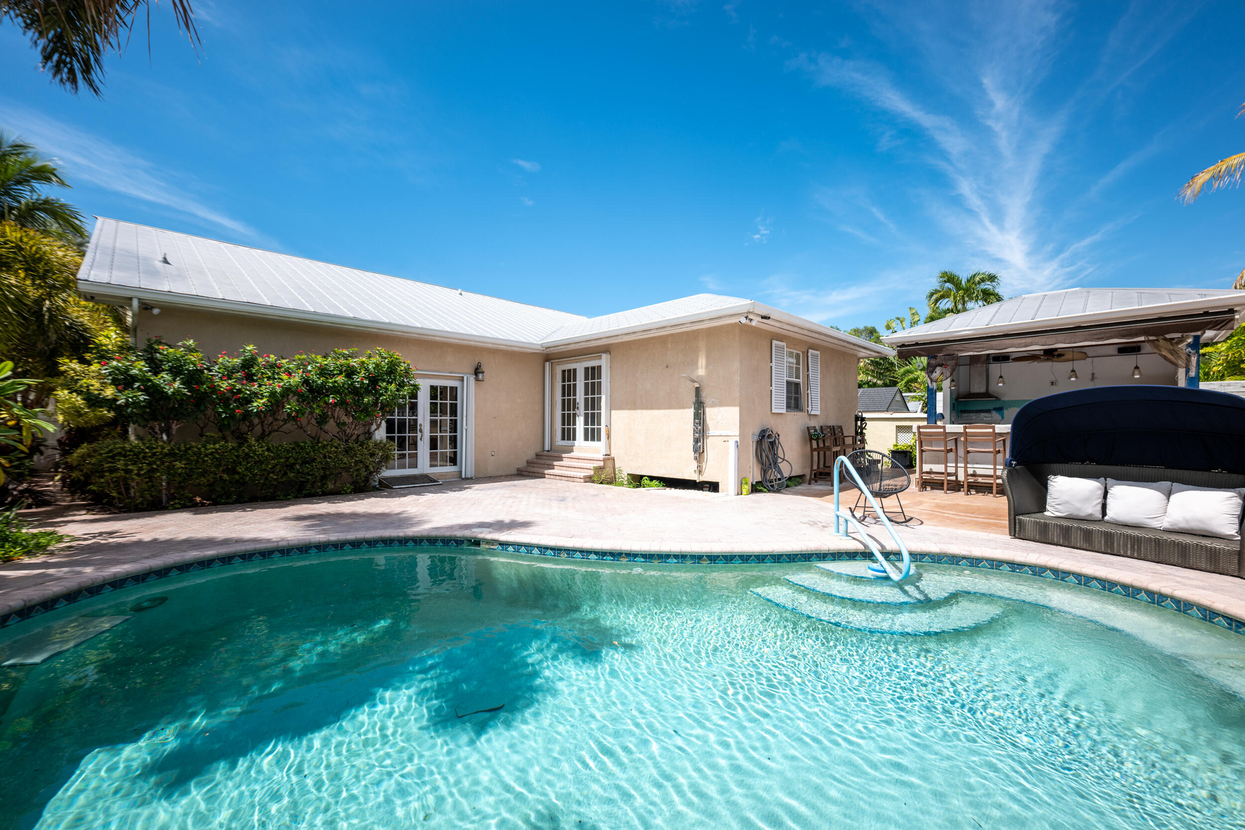 2824 Patterson Avenue