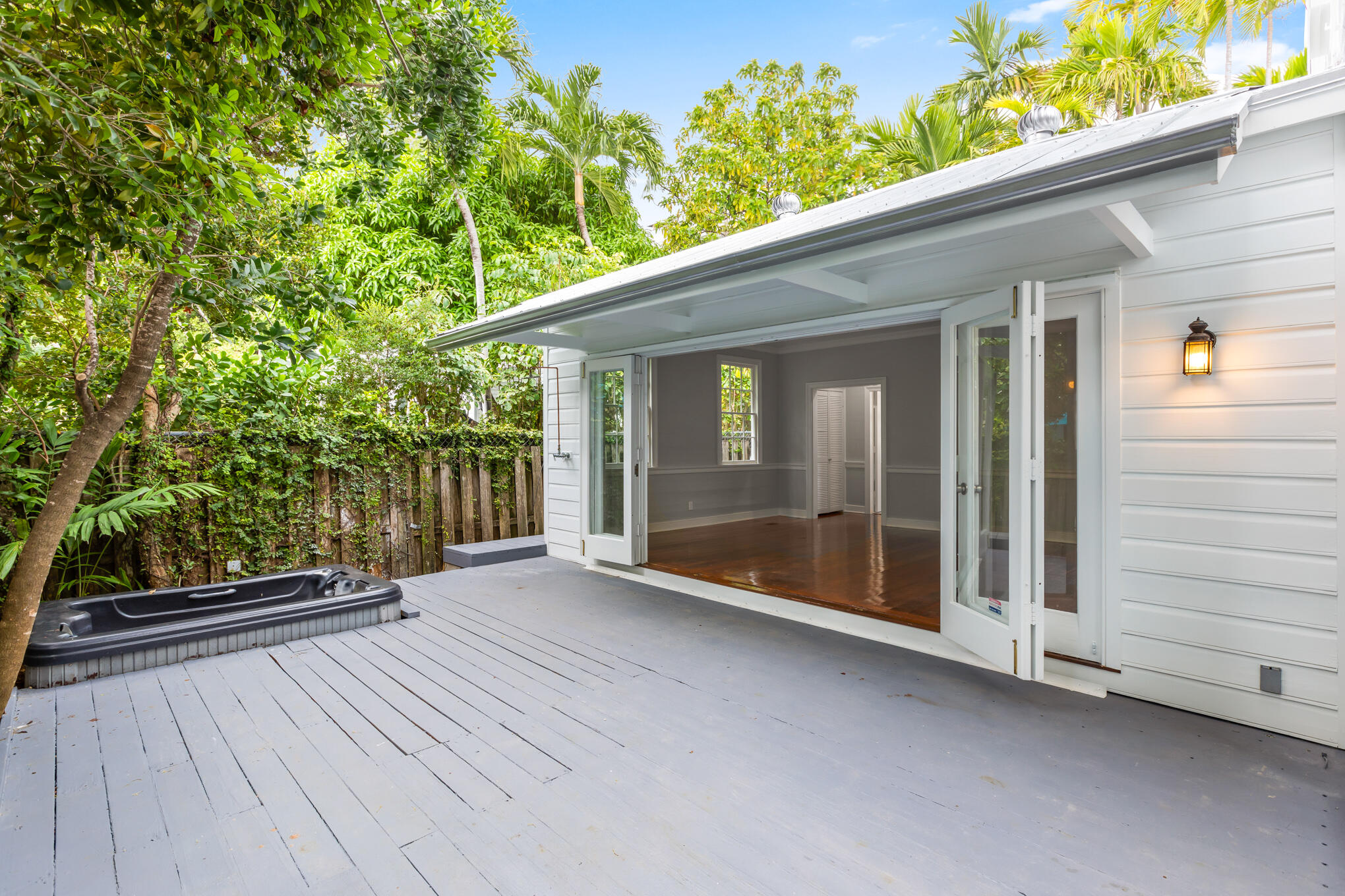 408 William Street