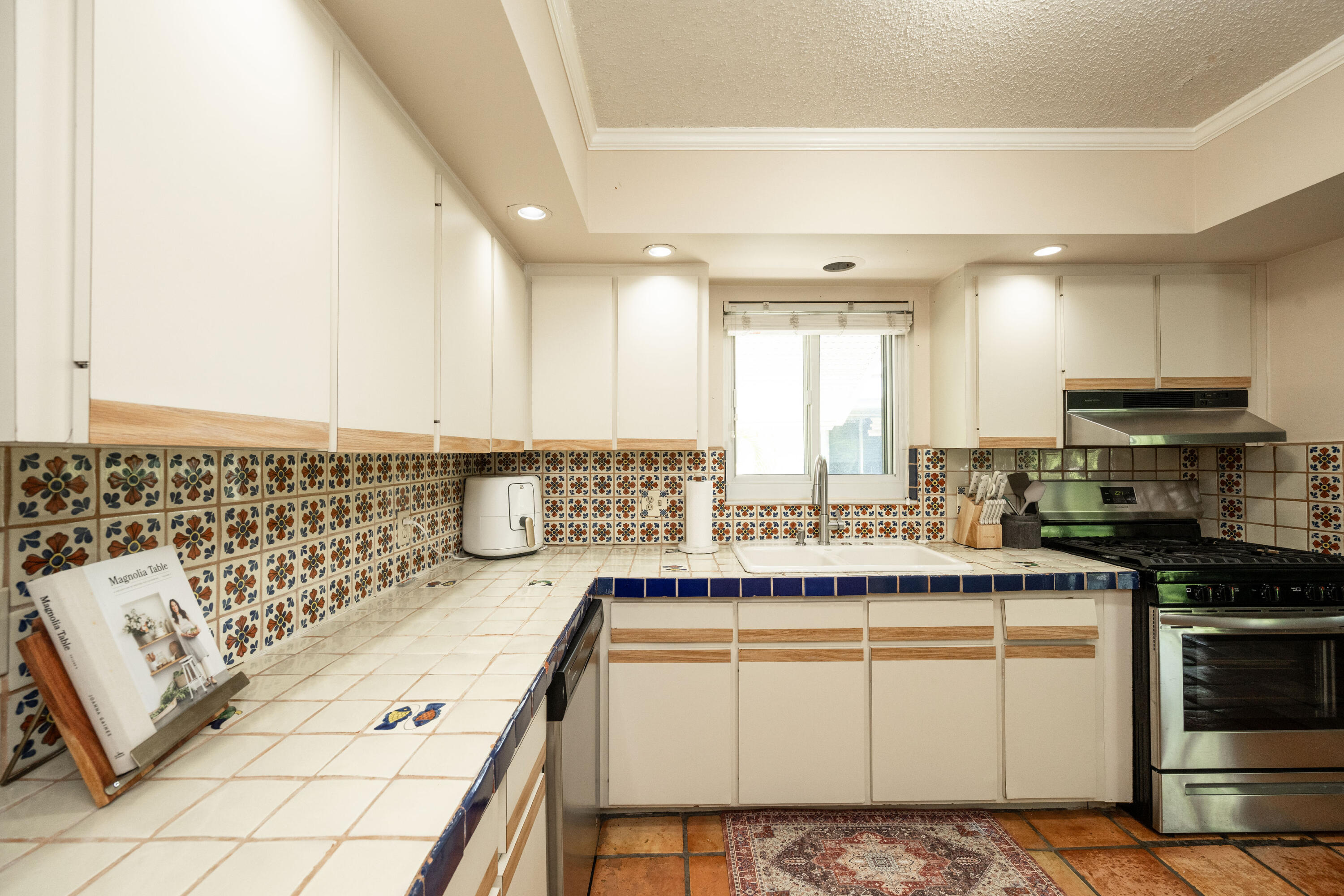 2811 Venetian Drive
