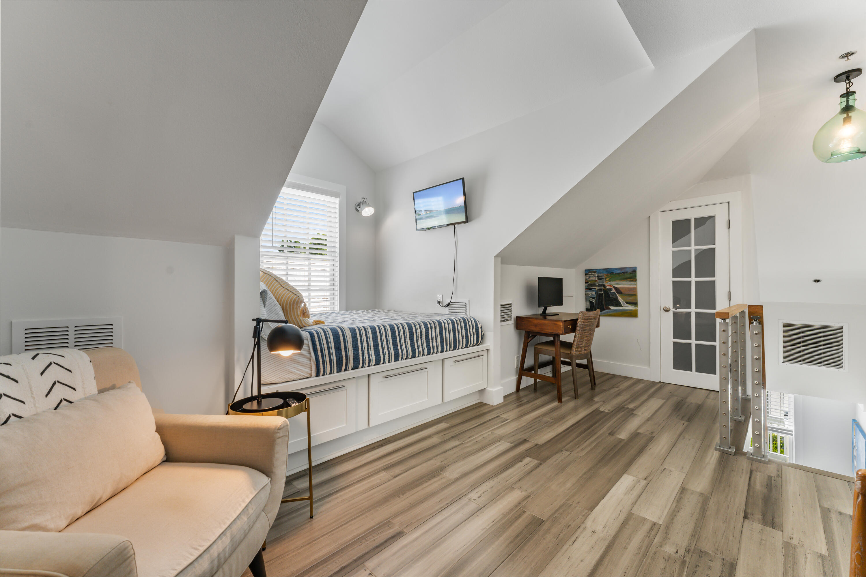 1014 Truman Avenue Unit: 3