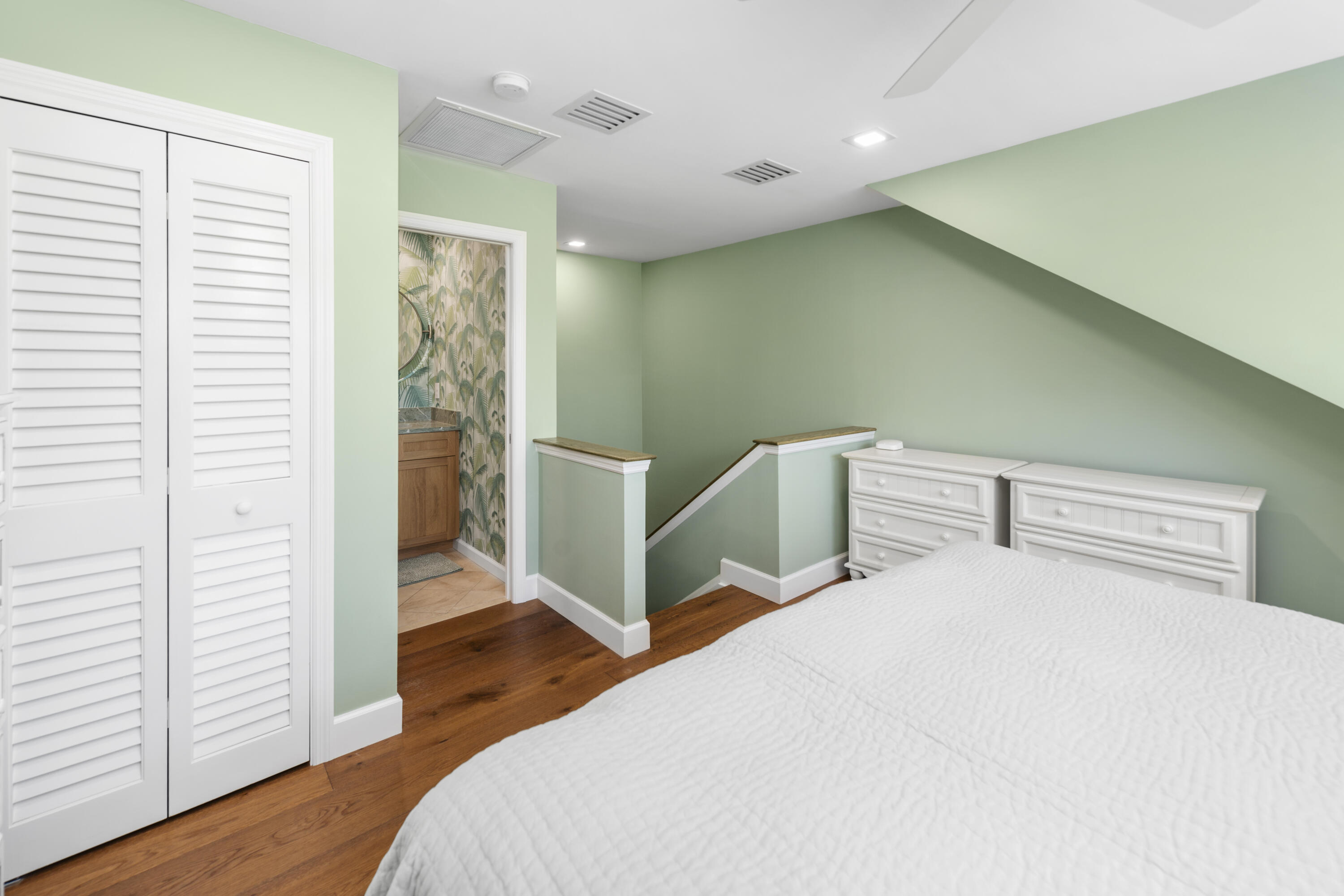 101 Front Street Unit: 23