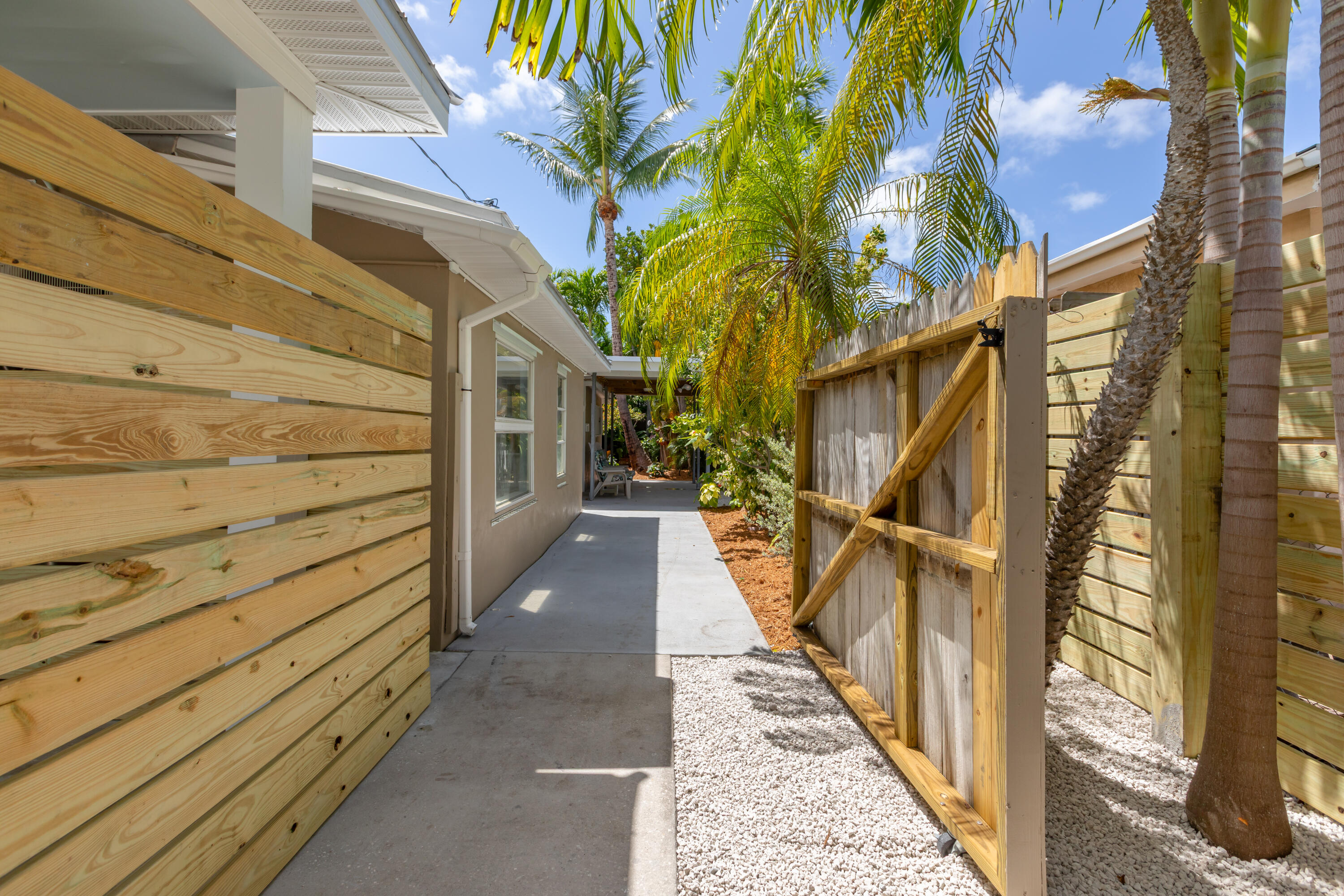 1706 Seminary Street