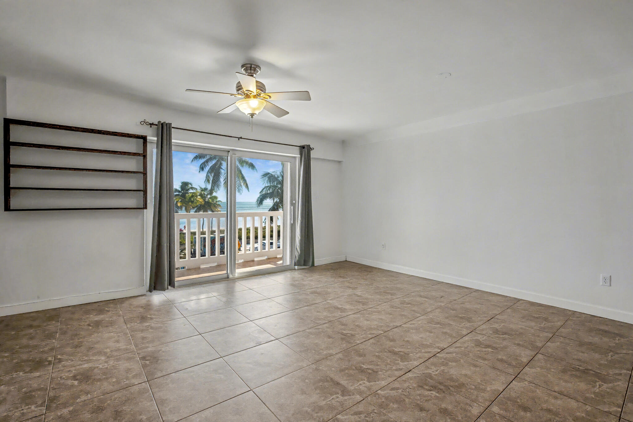 2601 S Roosevelt Boulevard Unit: 305A