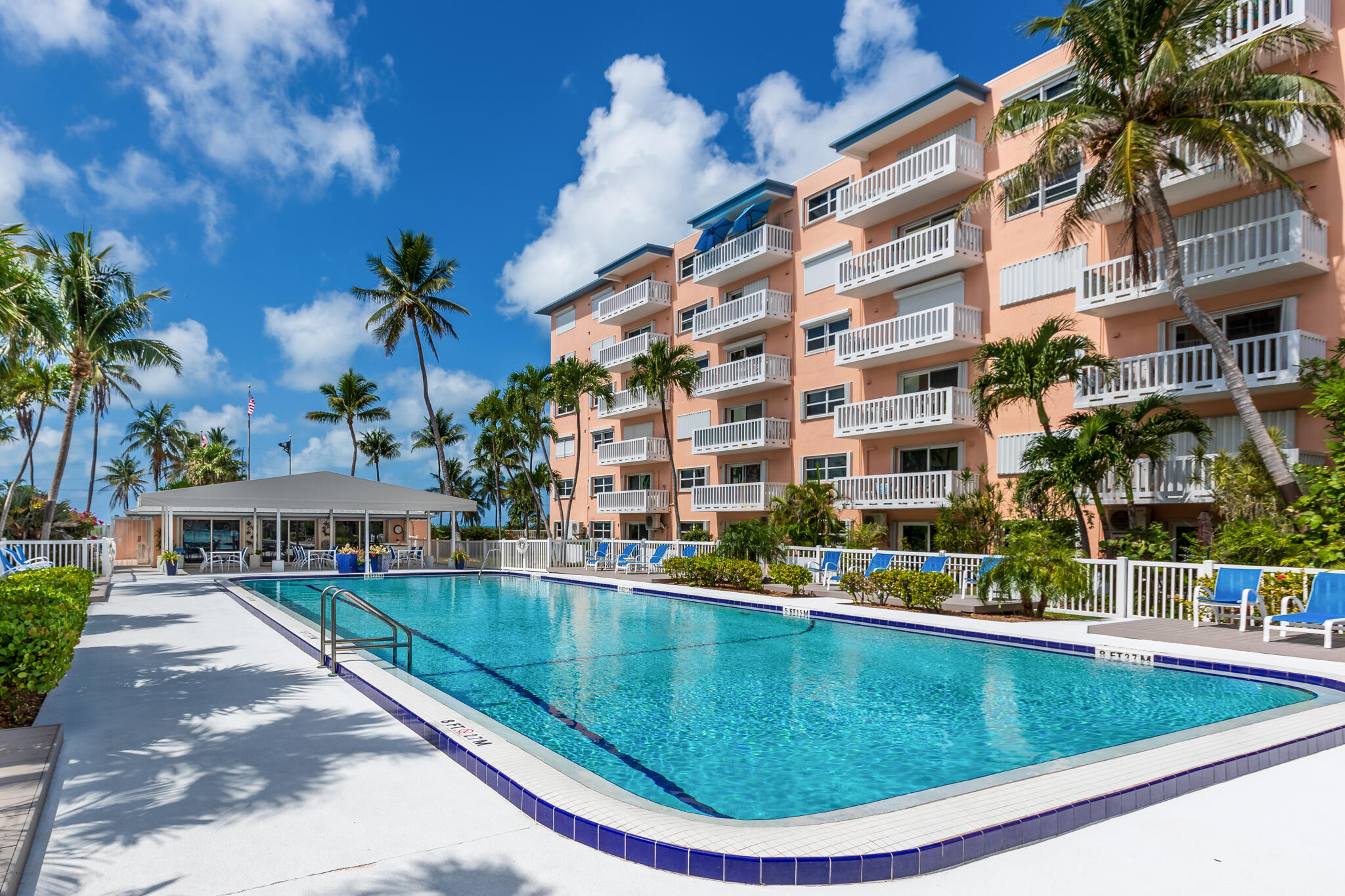 2601 S Roosevelt Boulevard Unit: 305A