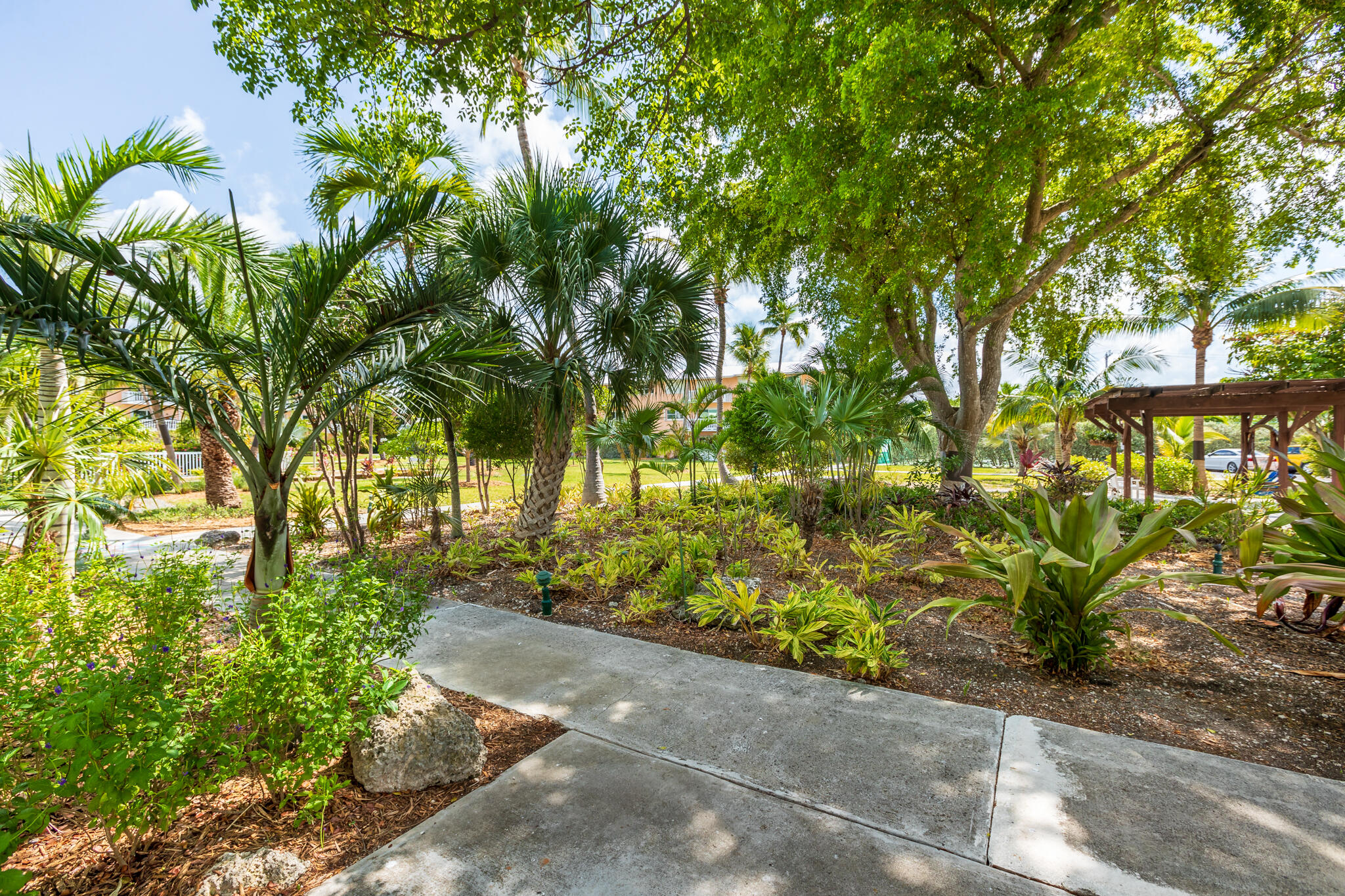 2601 S Roosevelt Boulevard Unit: 305A