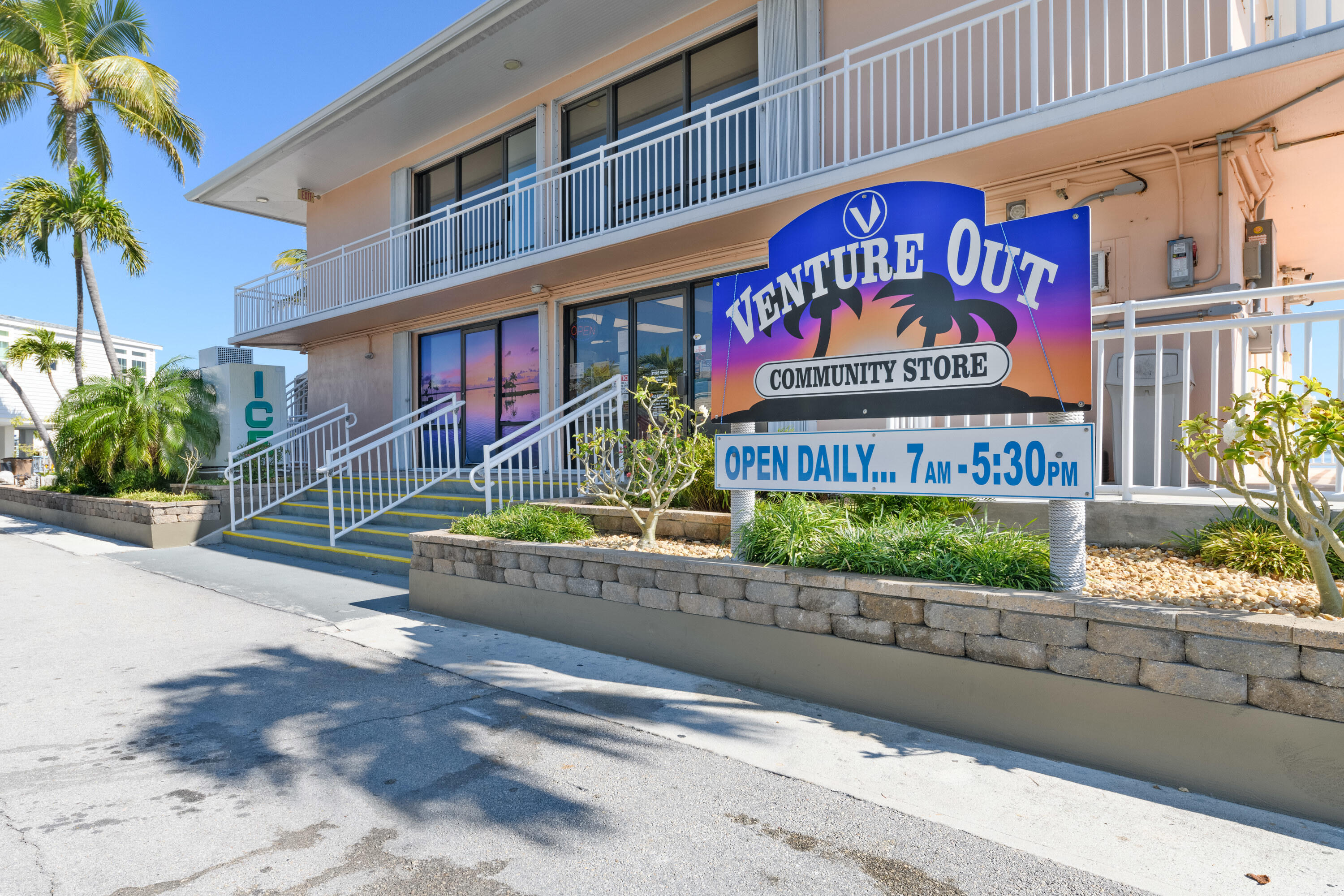 701 Spanish Main Drive Unit: 384