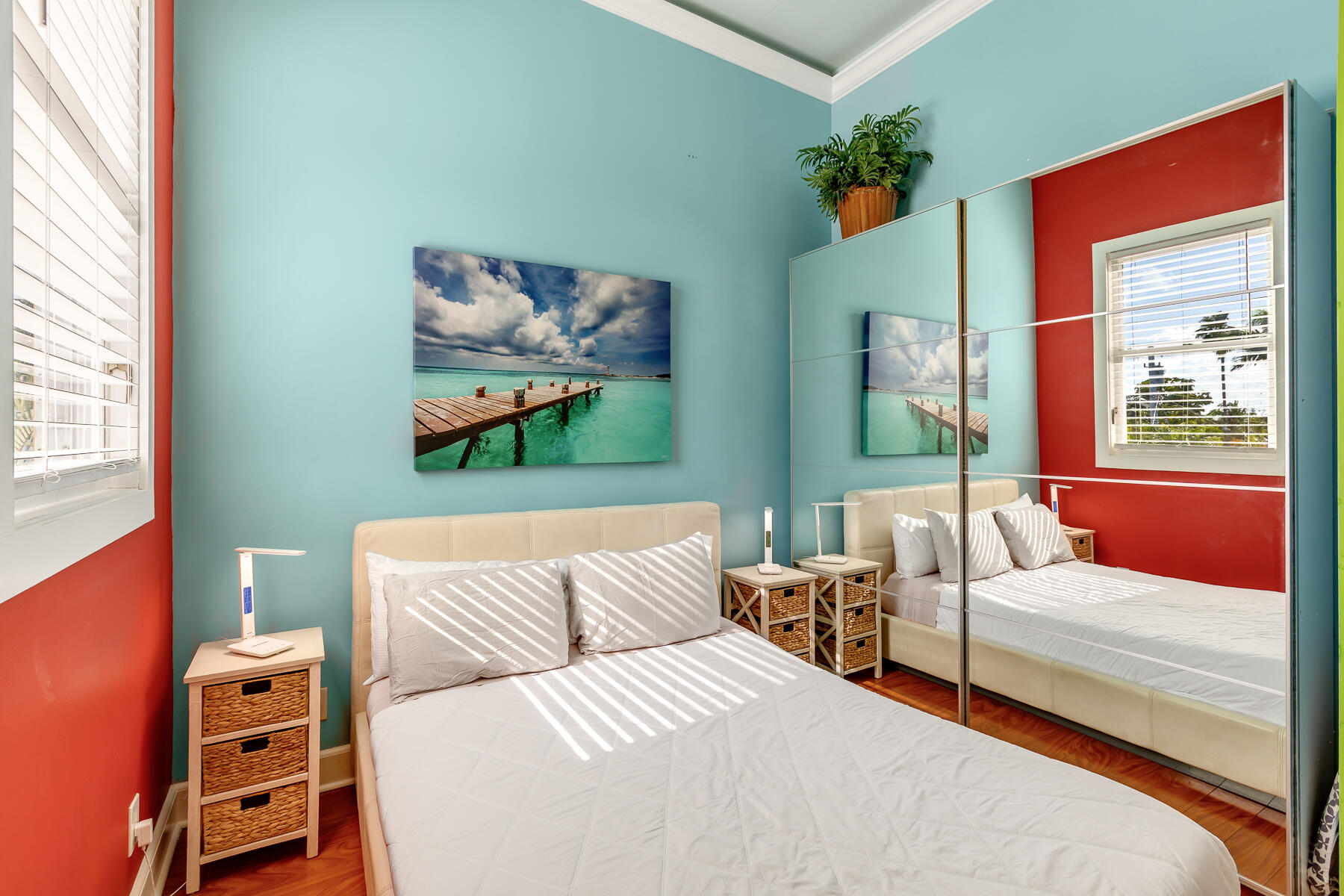 422 Amelia Street Unit: L6