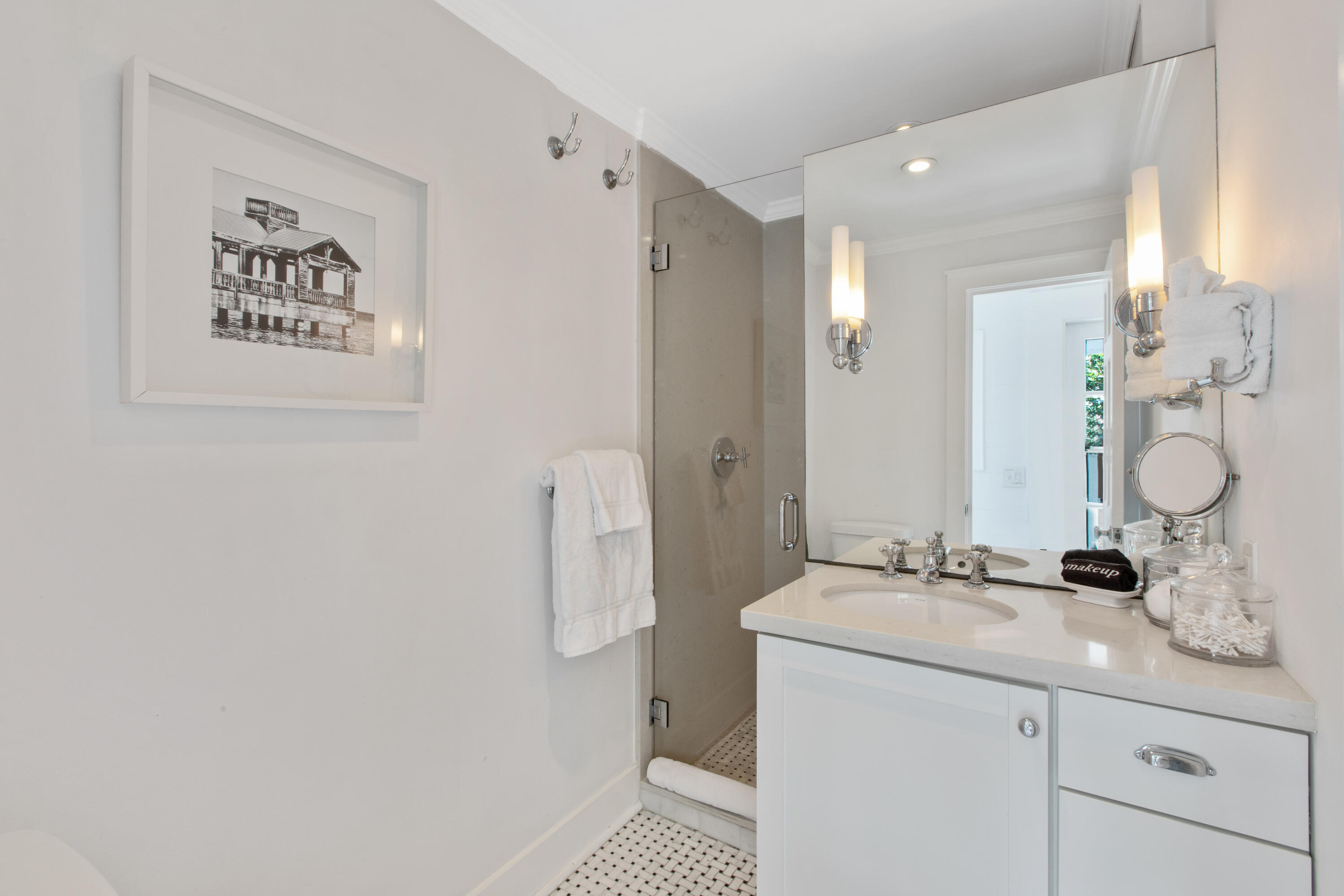 703 Elizabeth Street