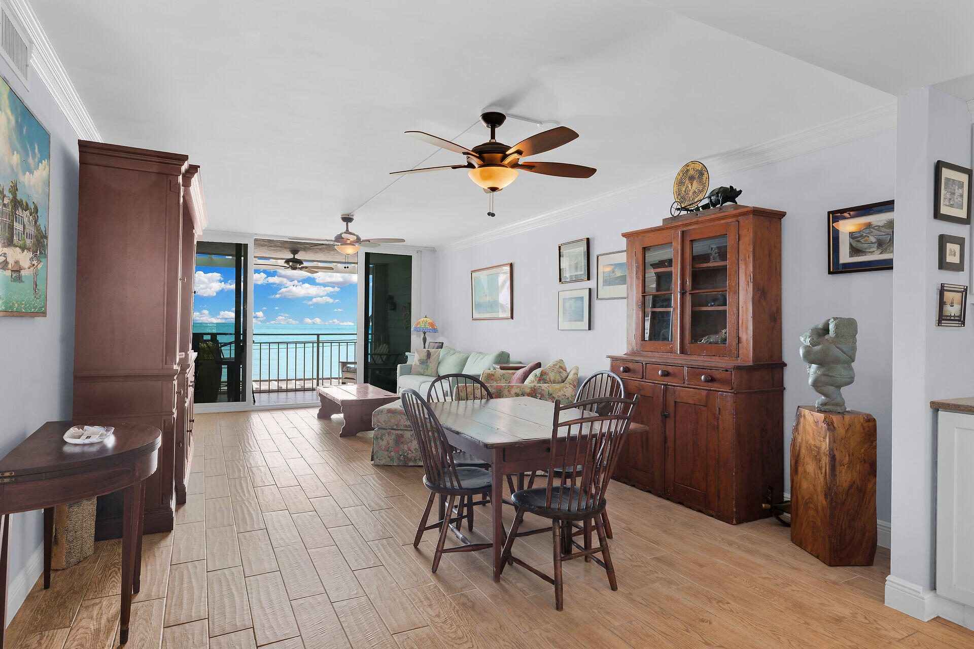 1901 S Roosevelt Boulevard Unit: 208E