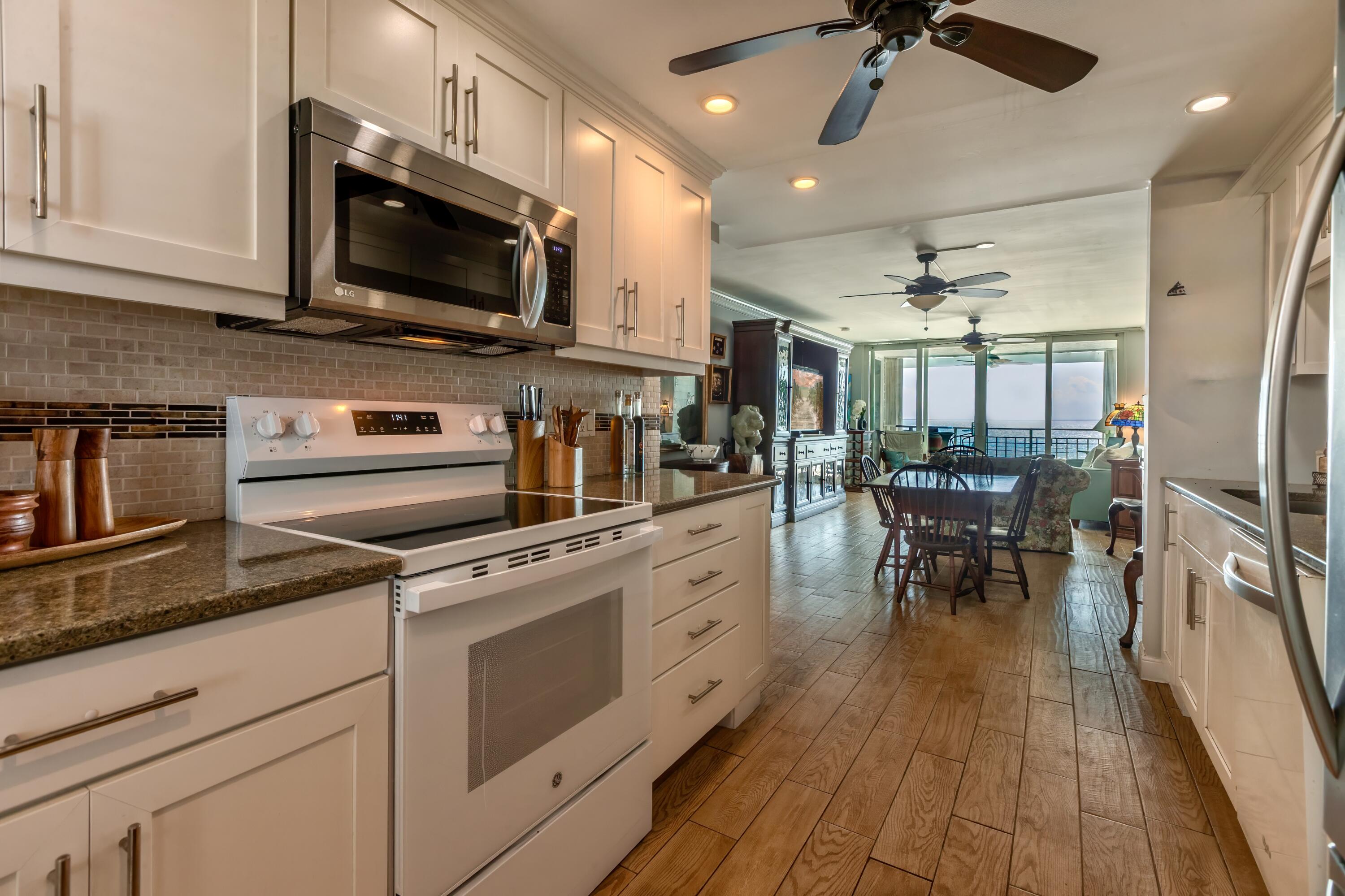 1901 S Roosevelt Boulevard Unit: 208E