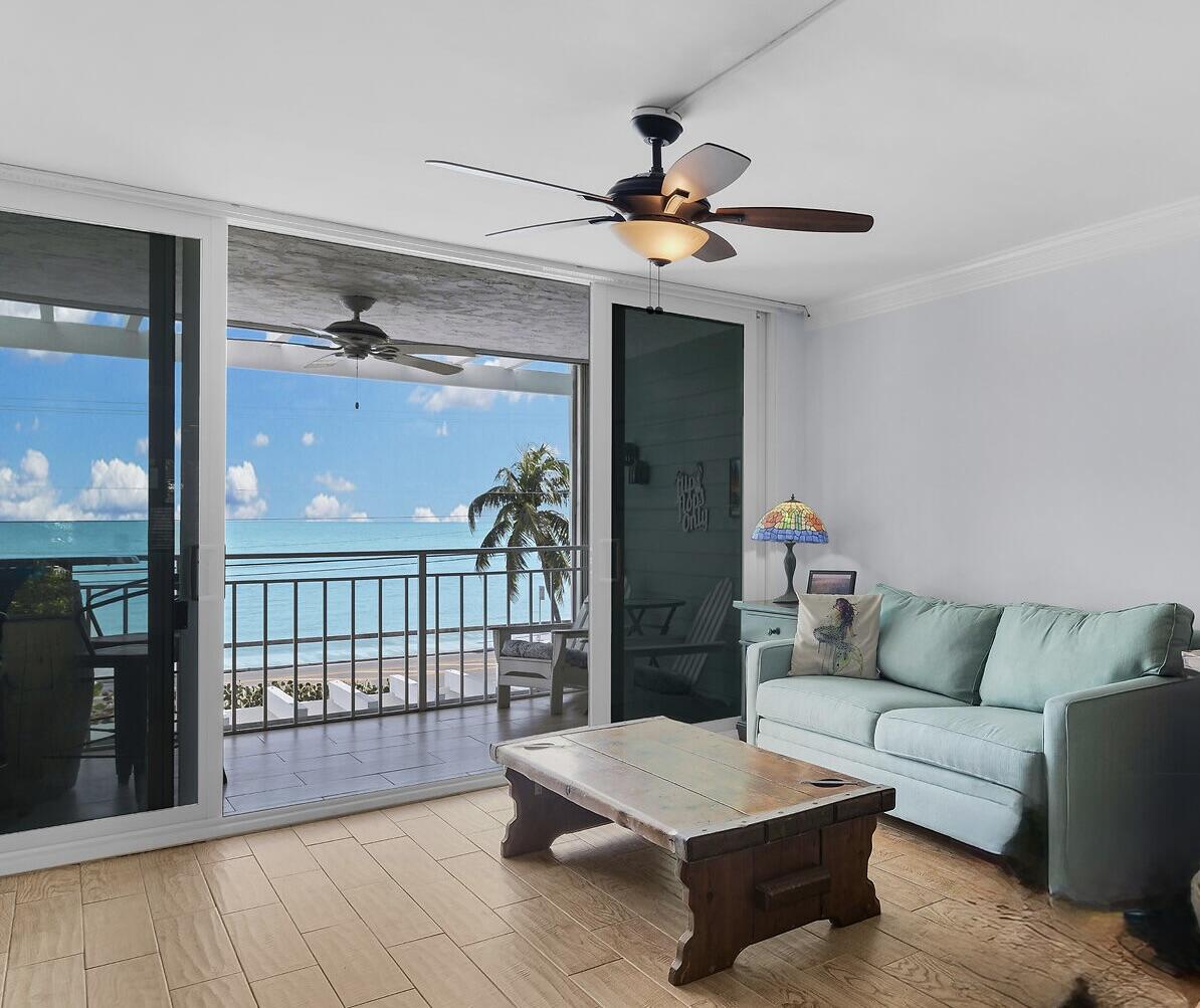 1901 S Roosevelt Boulevard Unit: 208E