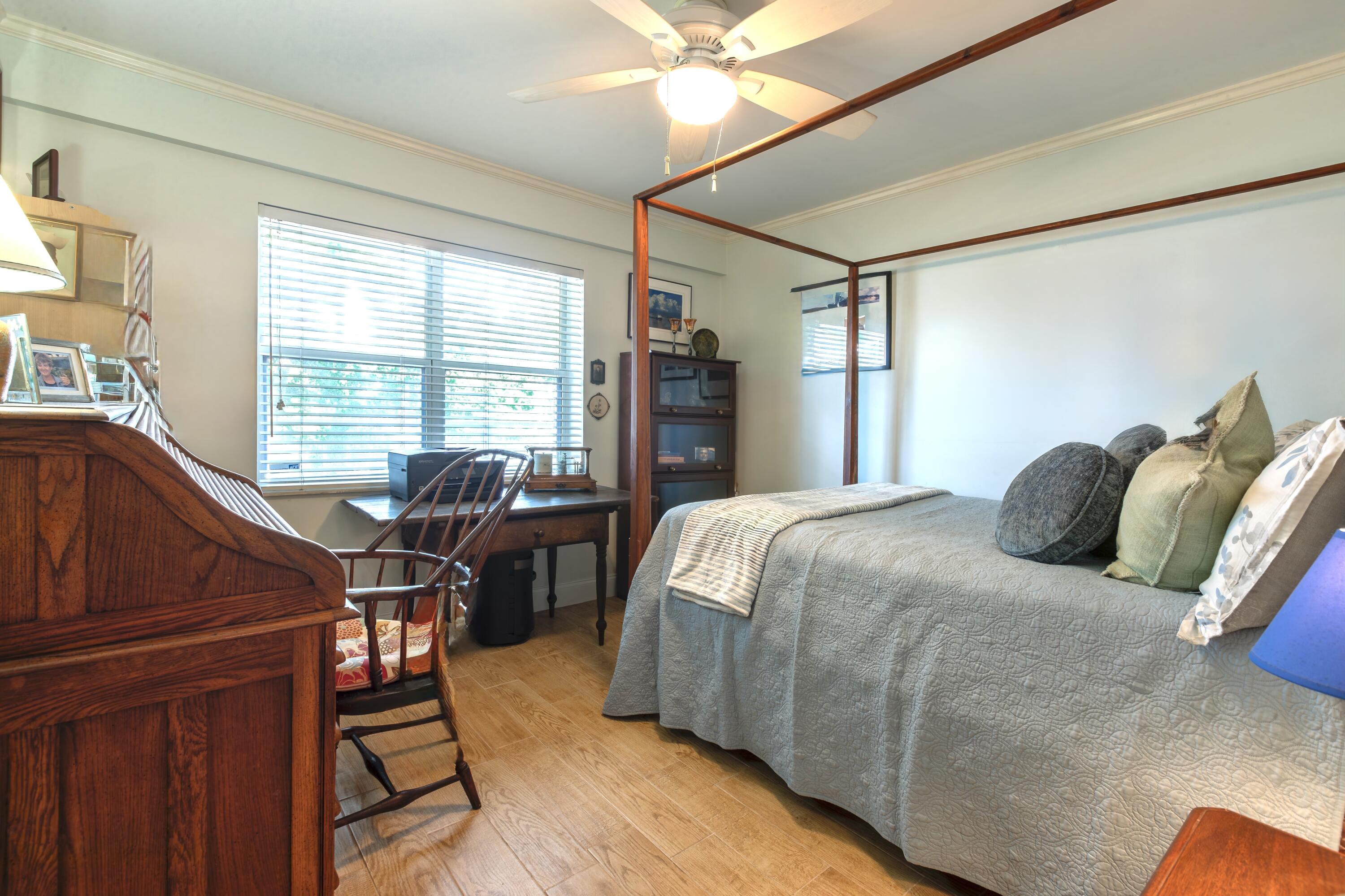 1901 S Roosevelt Boulevard Unit: 208E