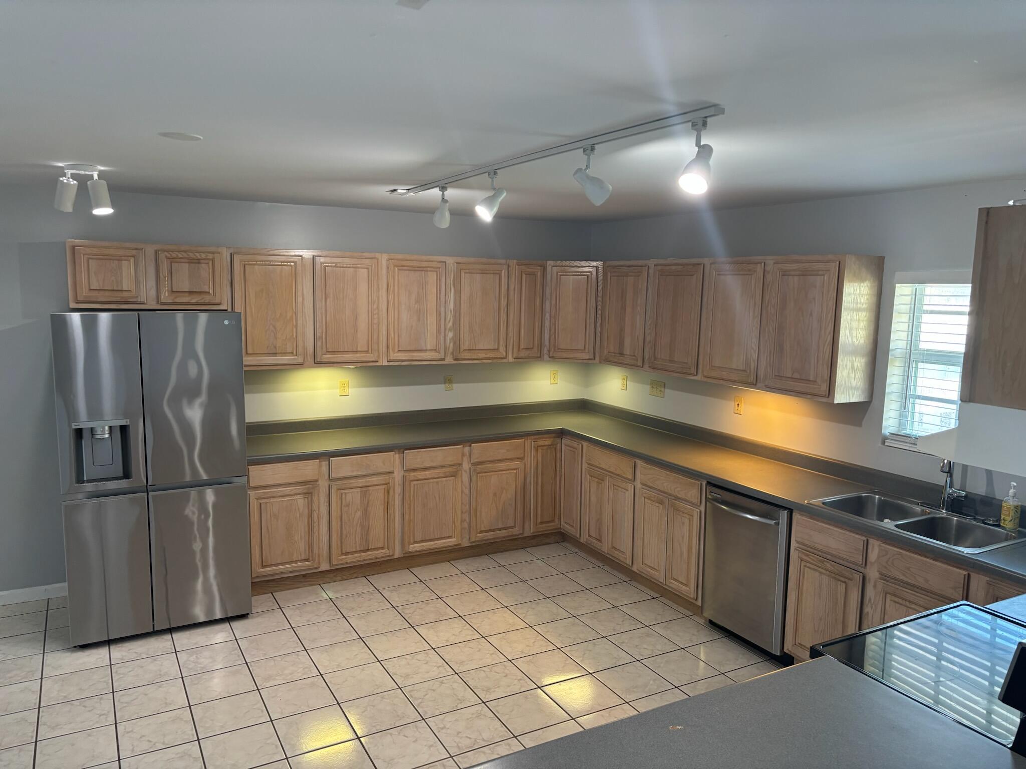 625 Overseas Highway