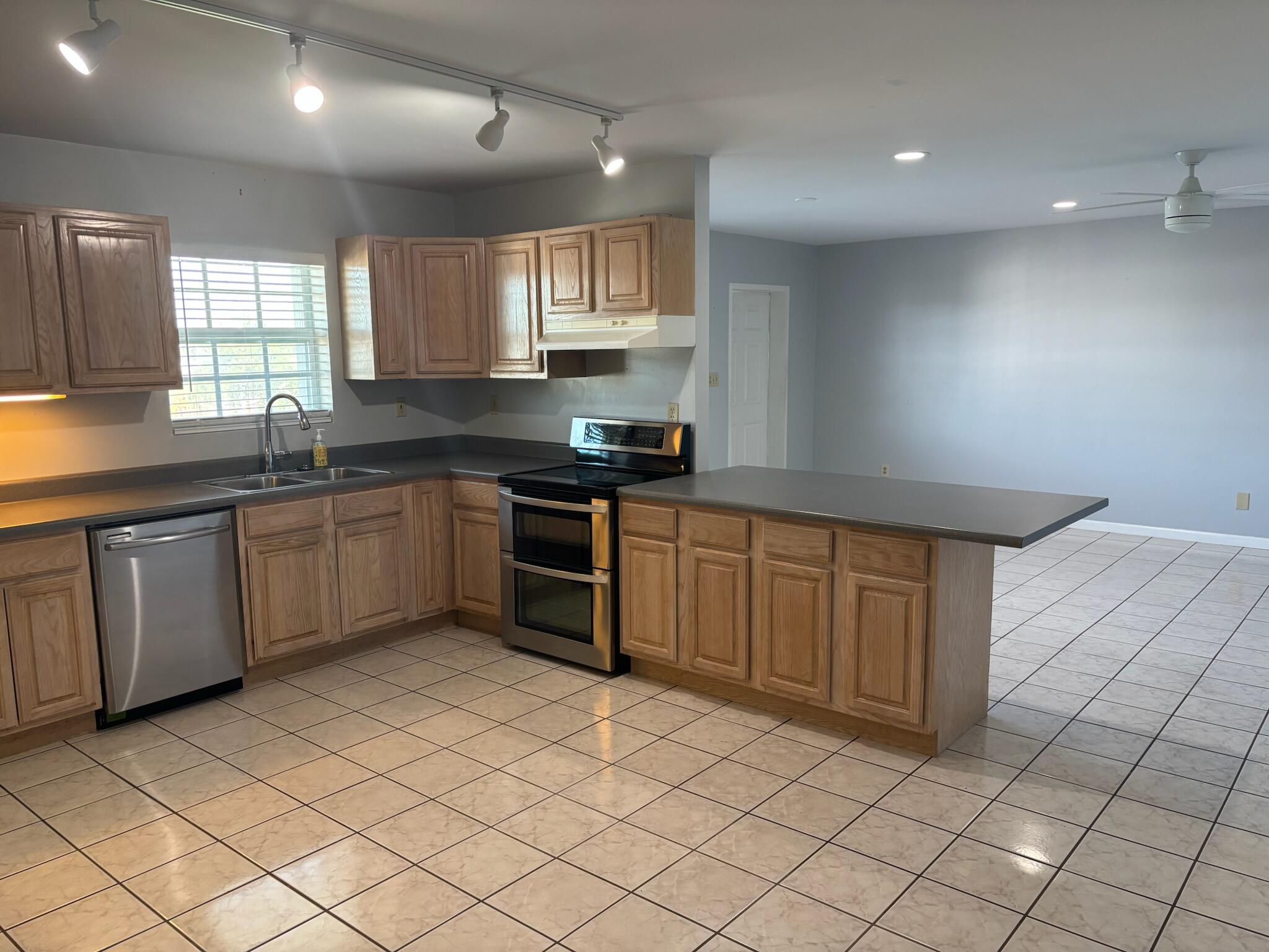 625 Overseas Highway