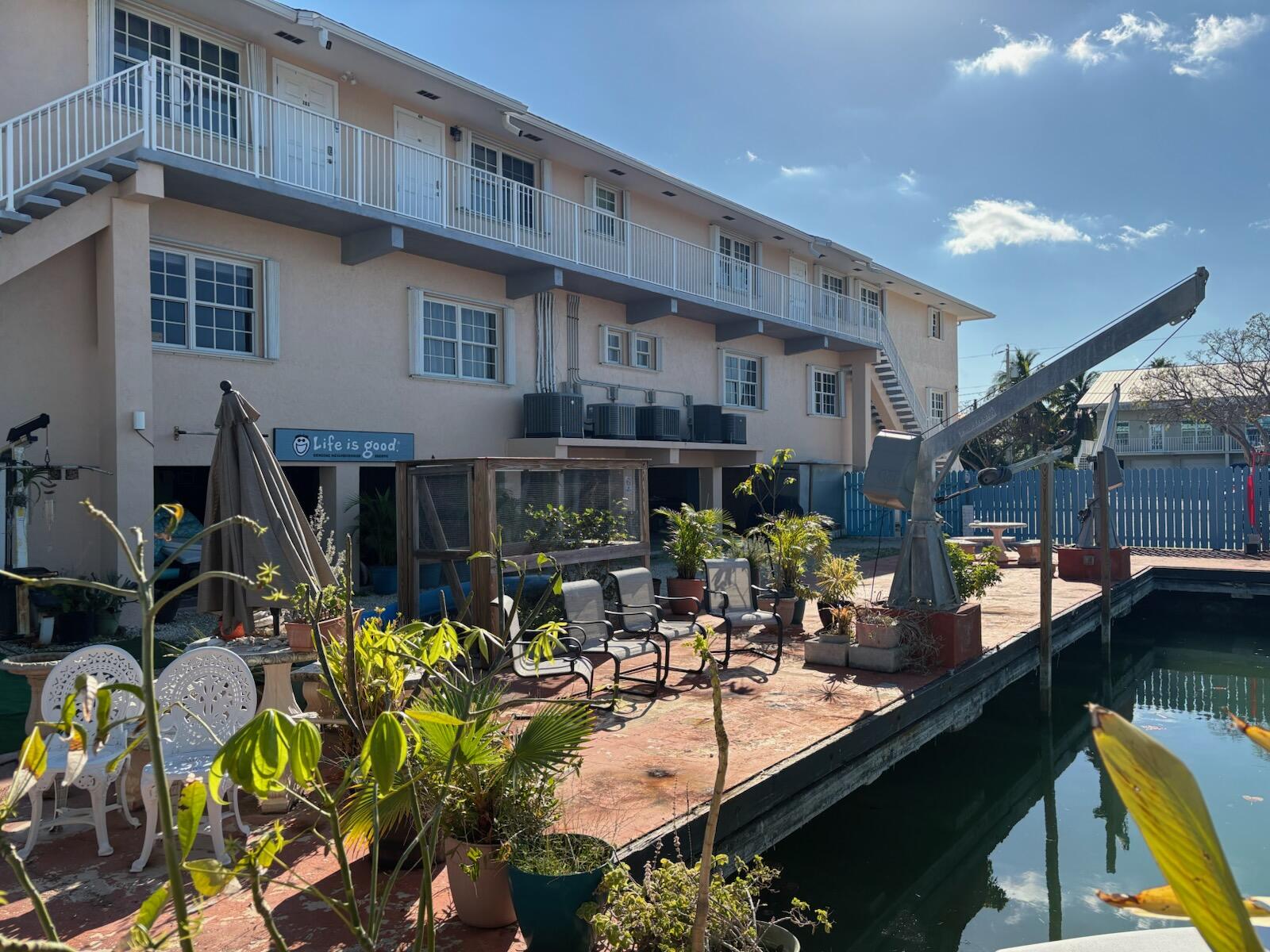 625 Overseas Highway