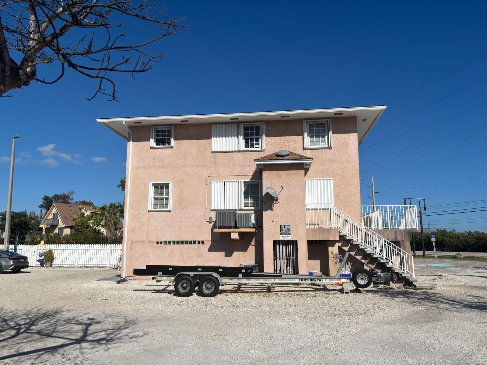 625 Overseas Highway