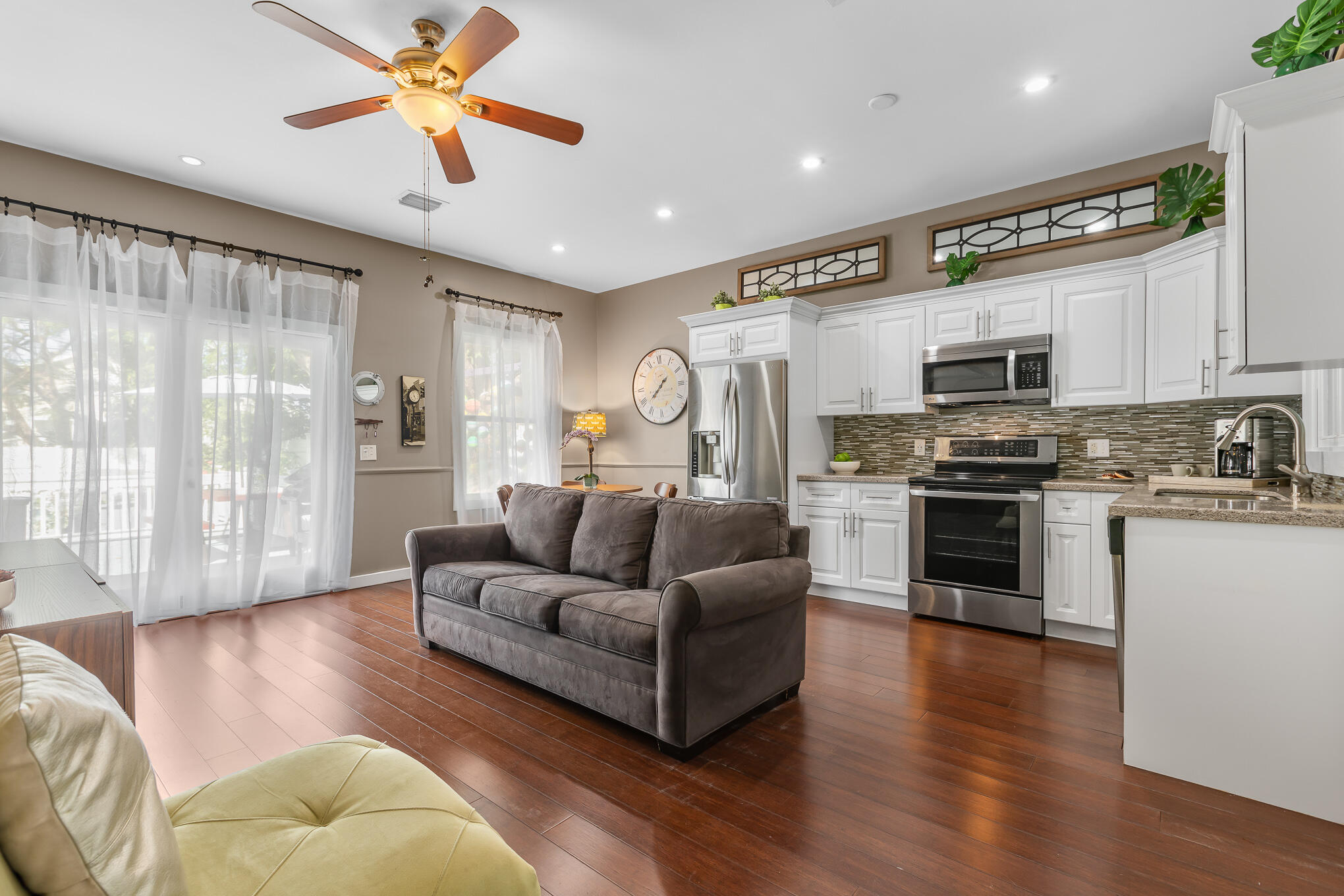 1305 Elizabeth Street