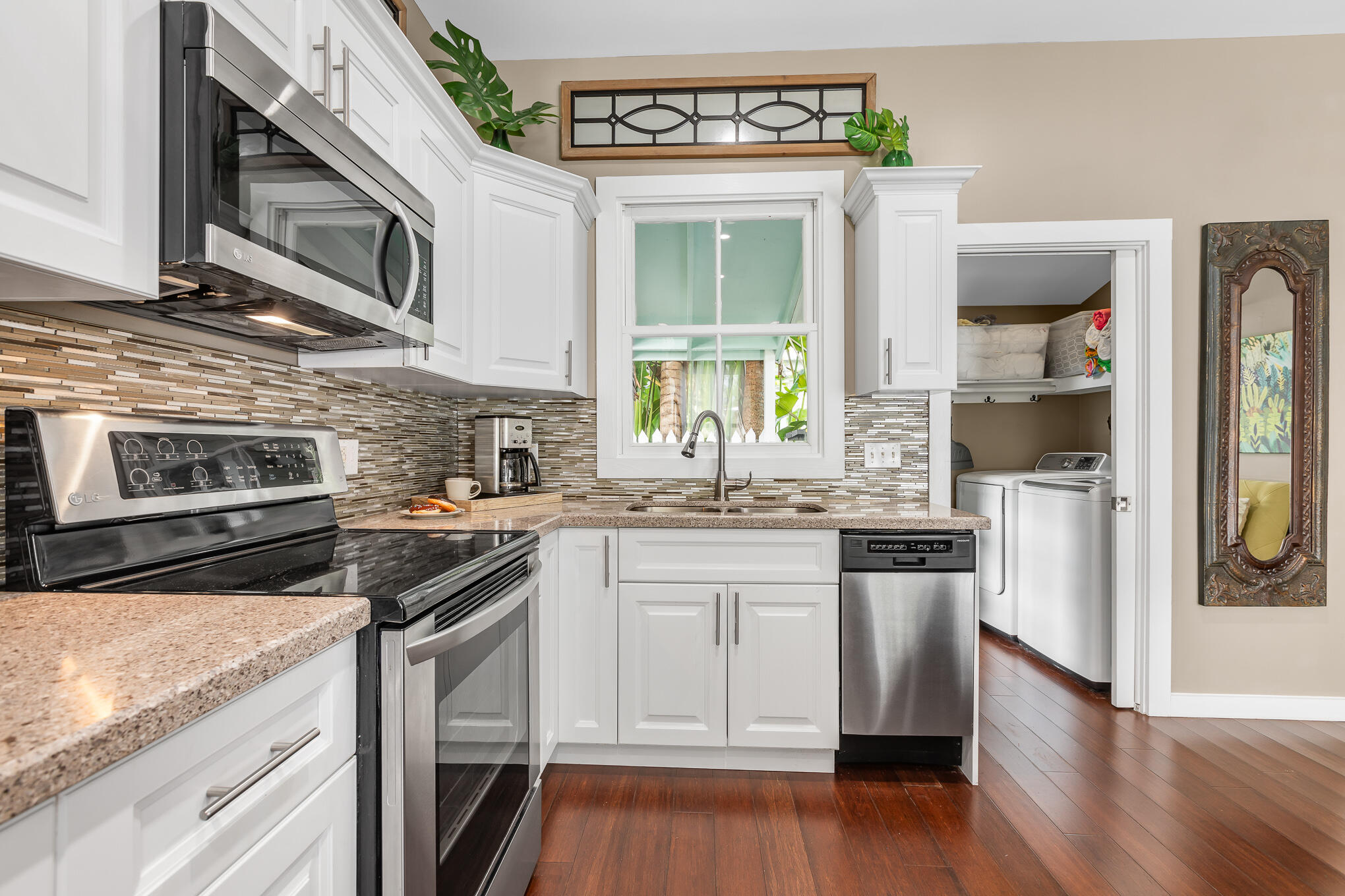 1305 Elizabeth Street