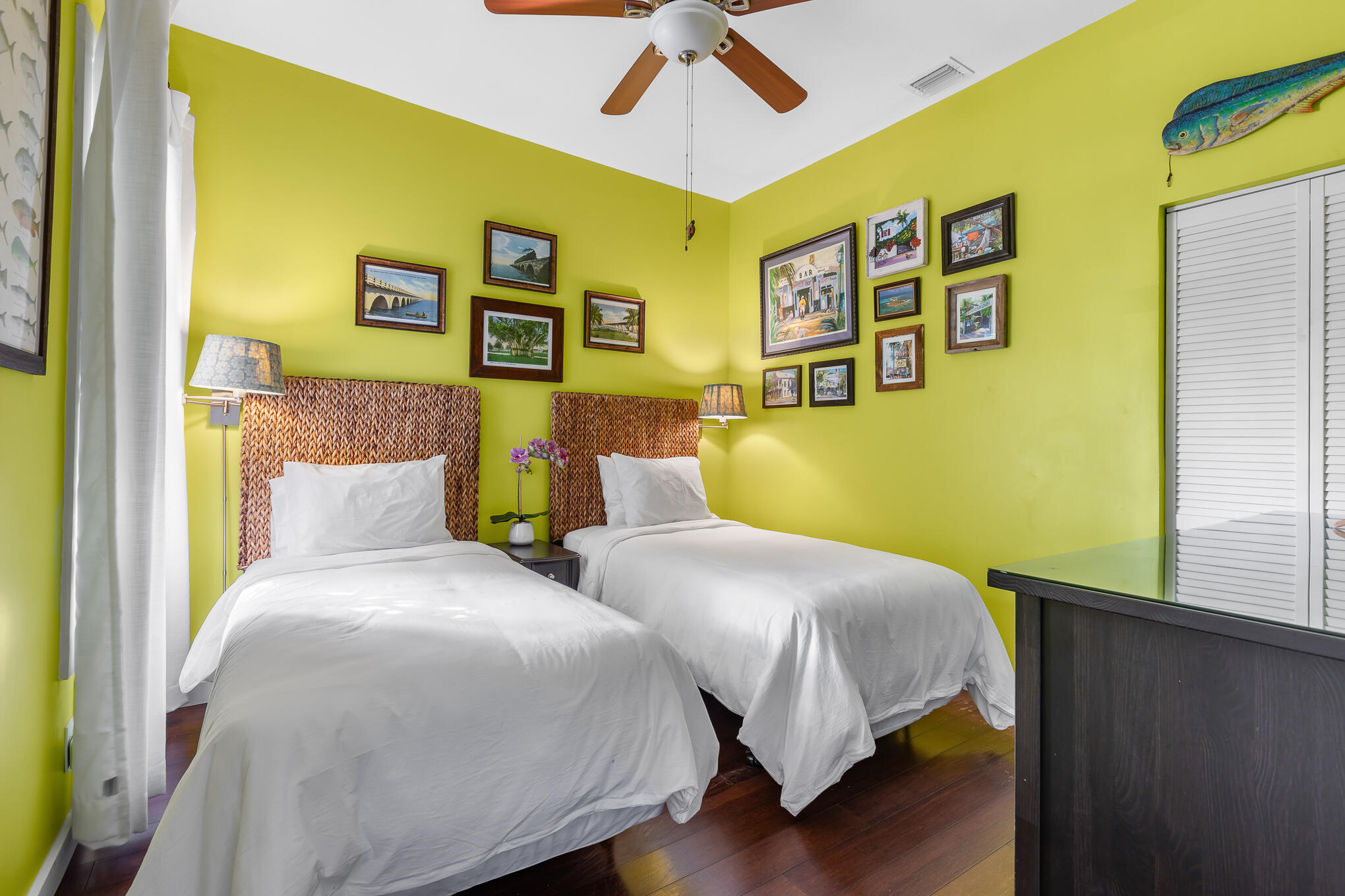 1305 Elizabeth Street