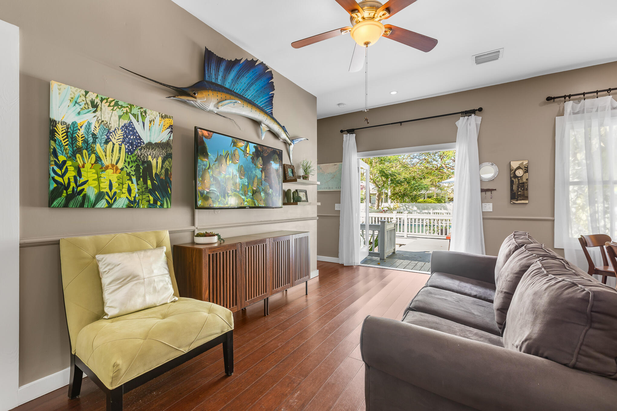 1305 Elizabeth Street