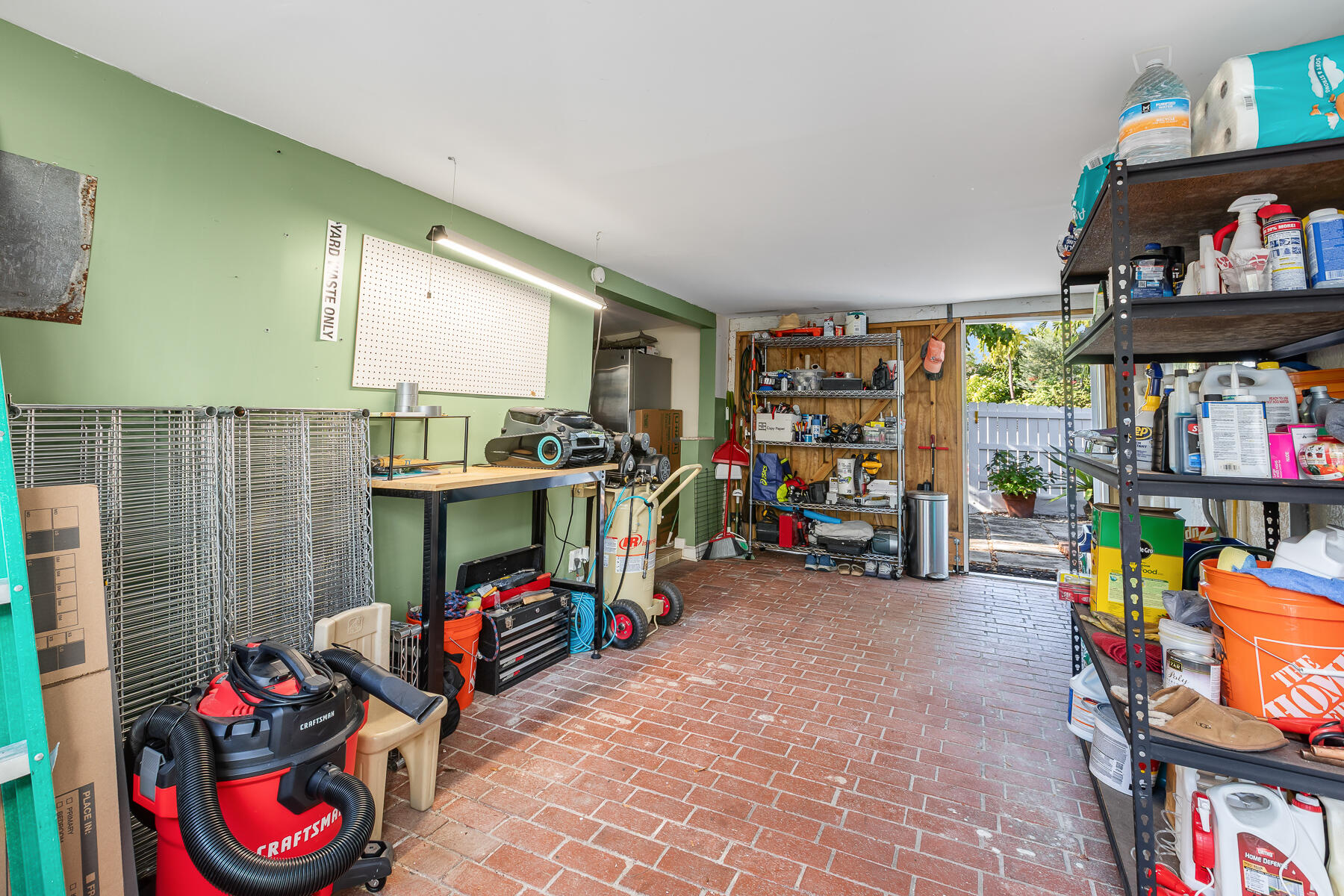 1221 20Th Street