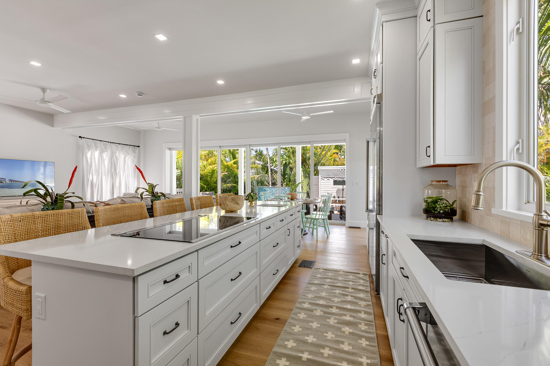 1114 Grinnell Street