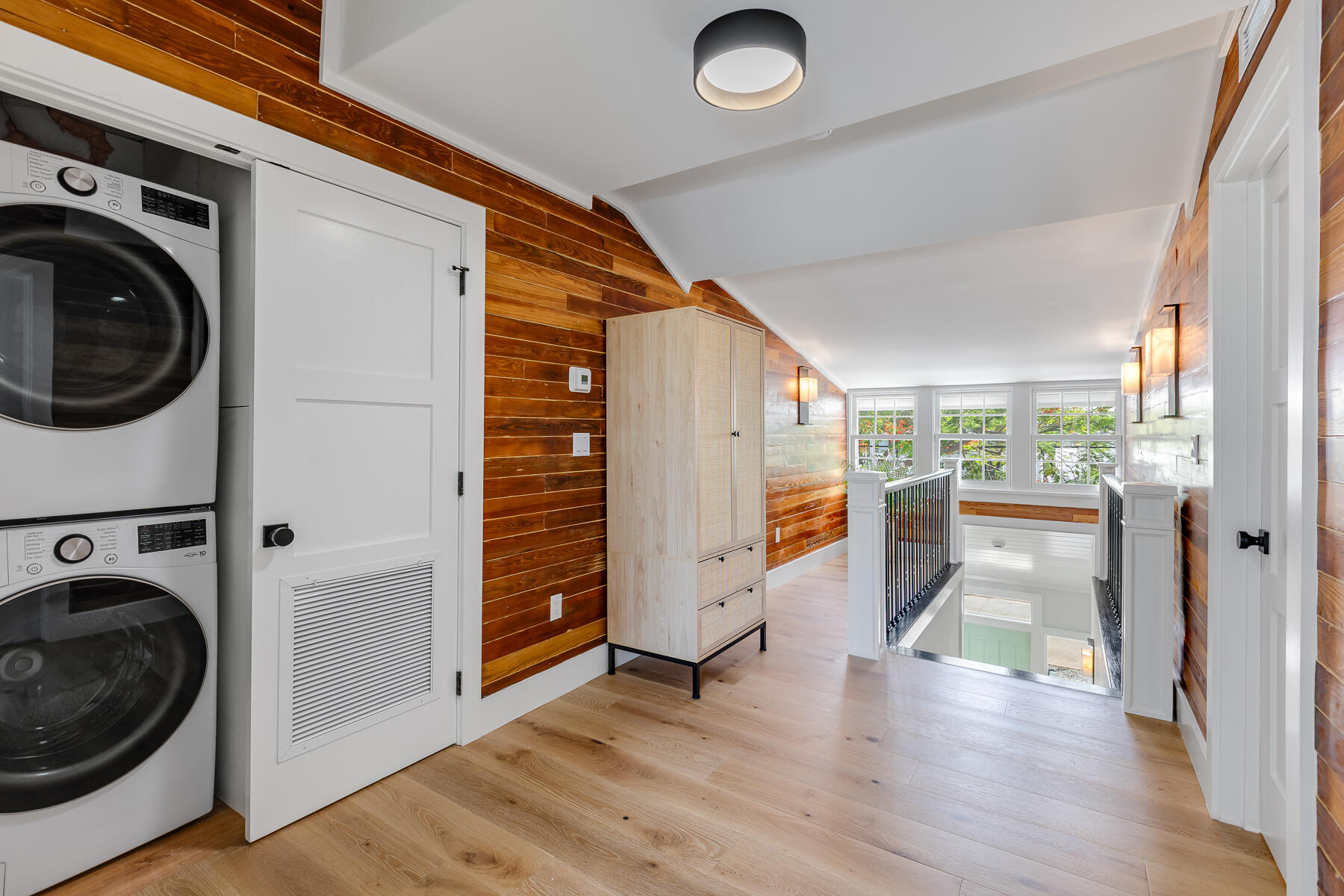 1114 Grinnell Street