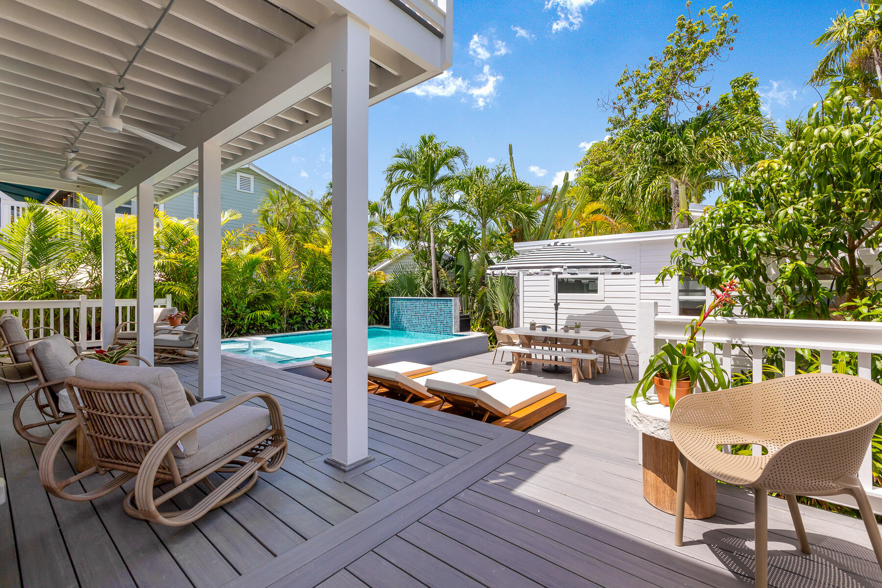 1114 Grinnell Street