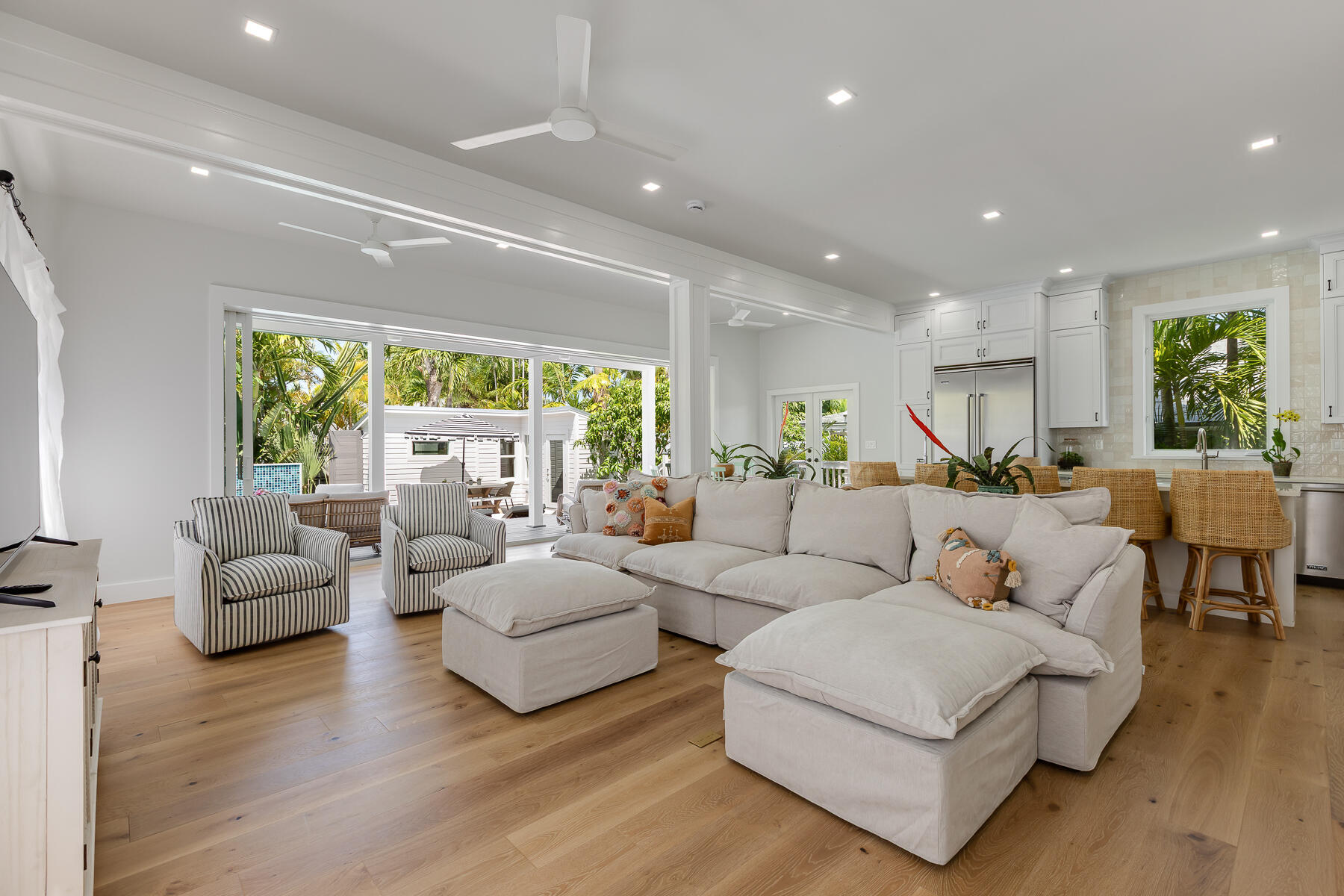 1114 Grinnell Street