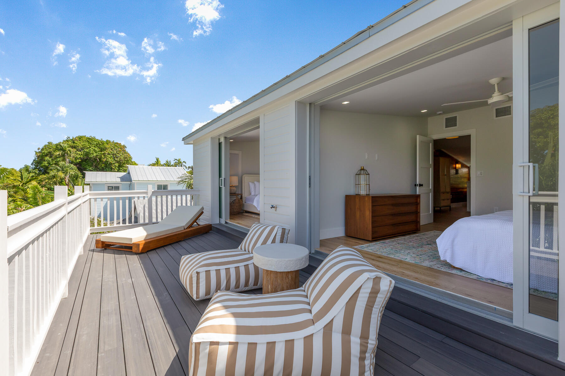 1114 Grinnell Street