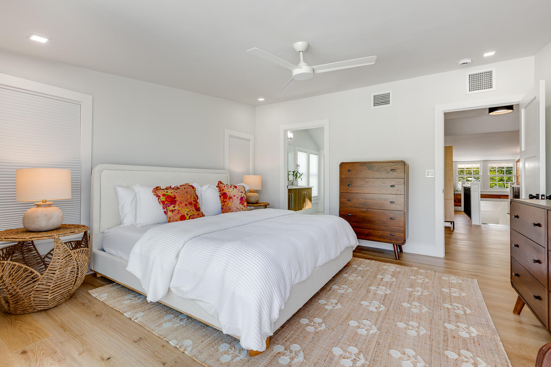 1114 Grinnell Street