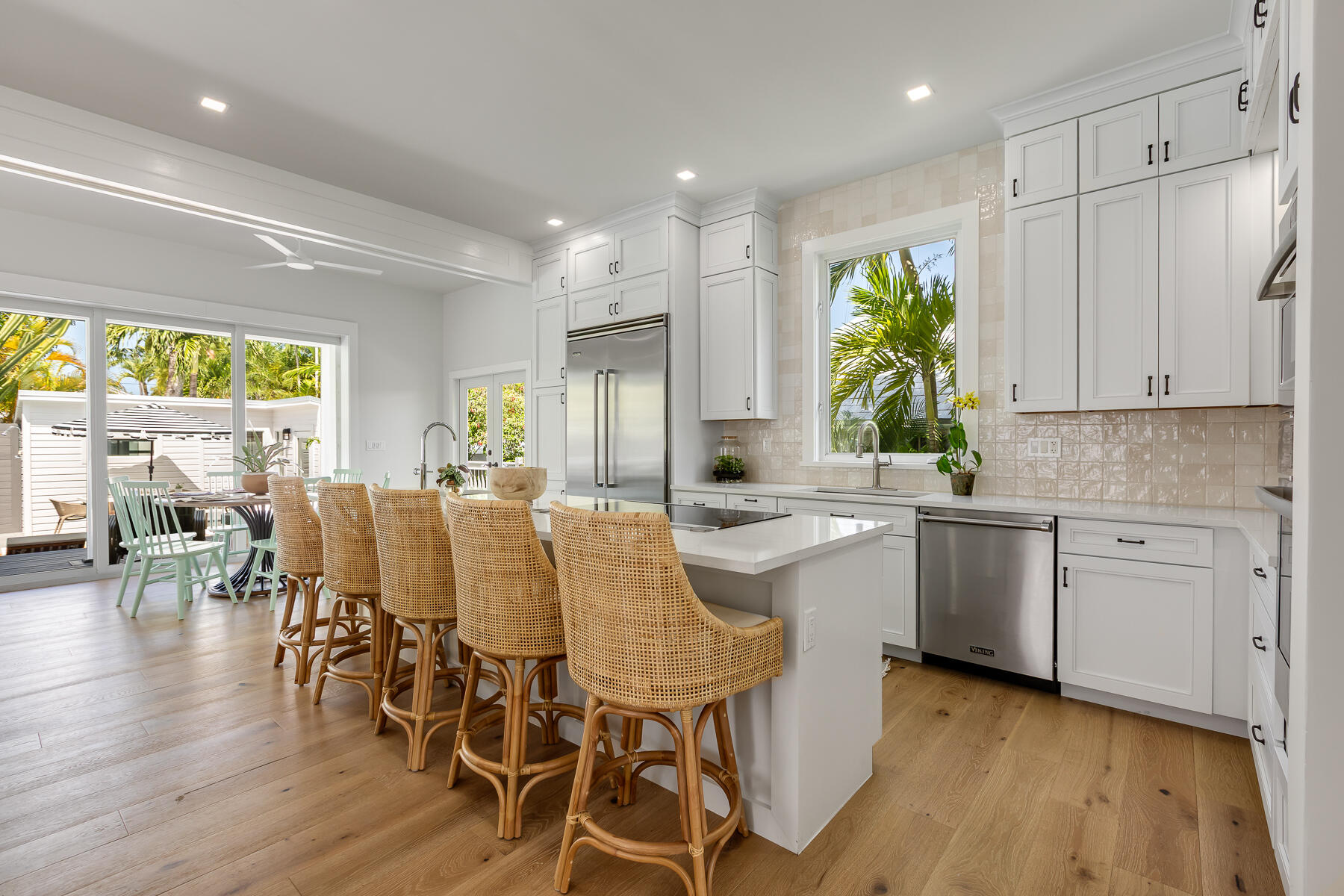 1114 Grinnell Street