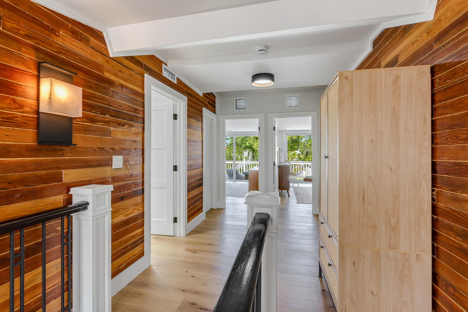 1114 Grinnell Street