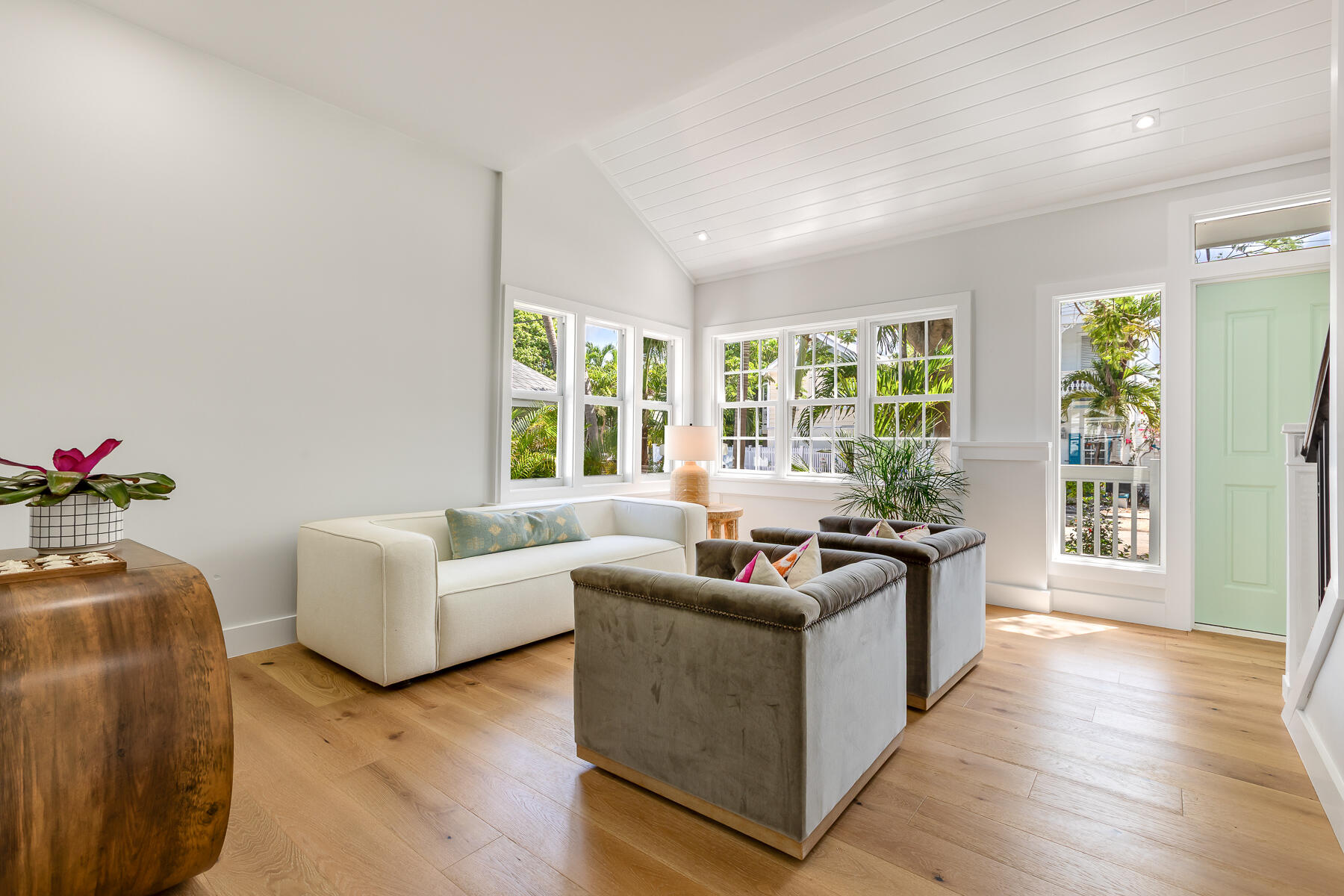 1114 Grinnell Street