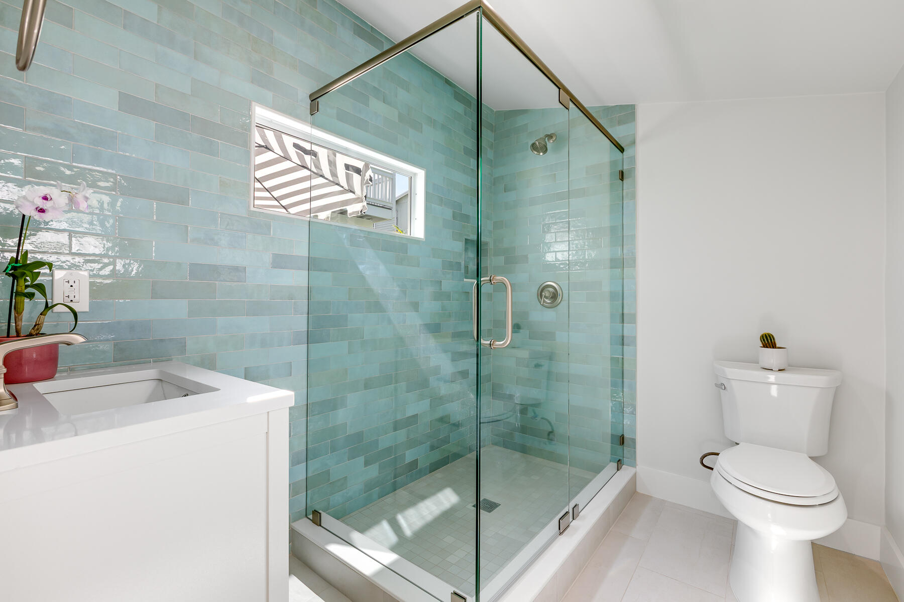 1114 Grinnell Street