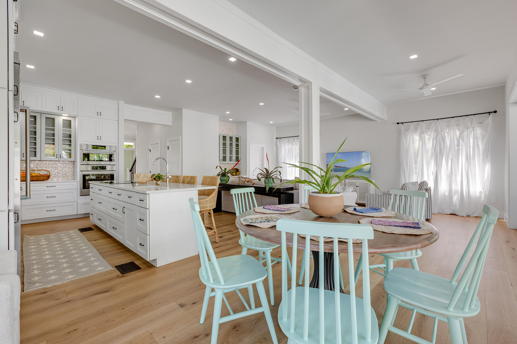 1114 Grinnell Street