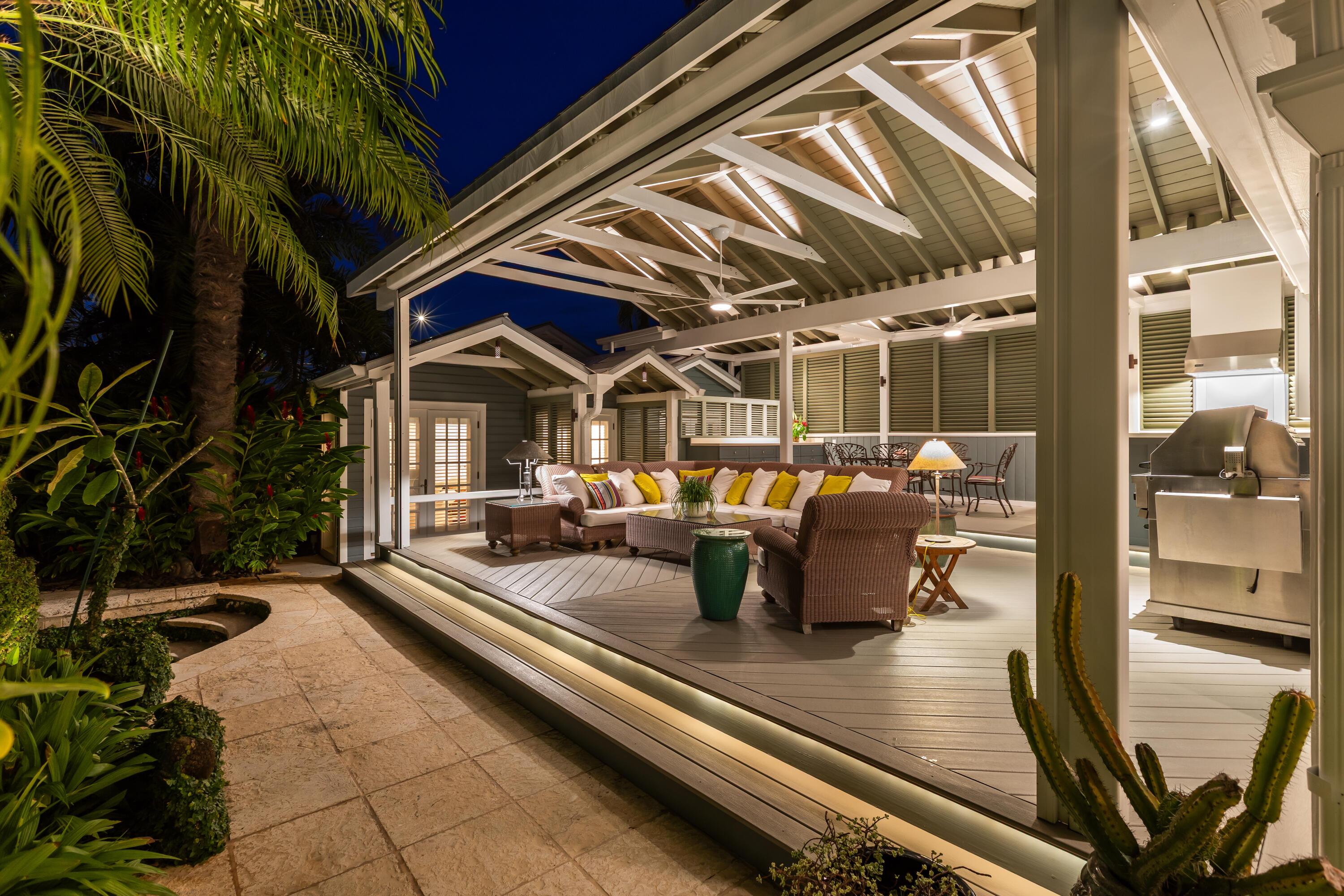 910-914 Watson Street